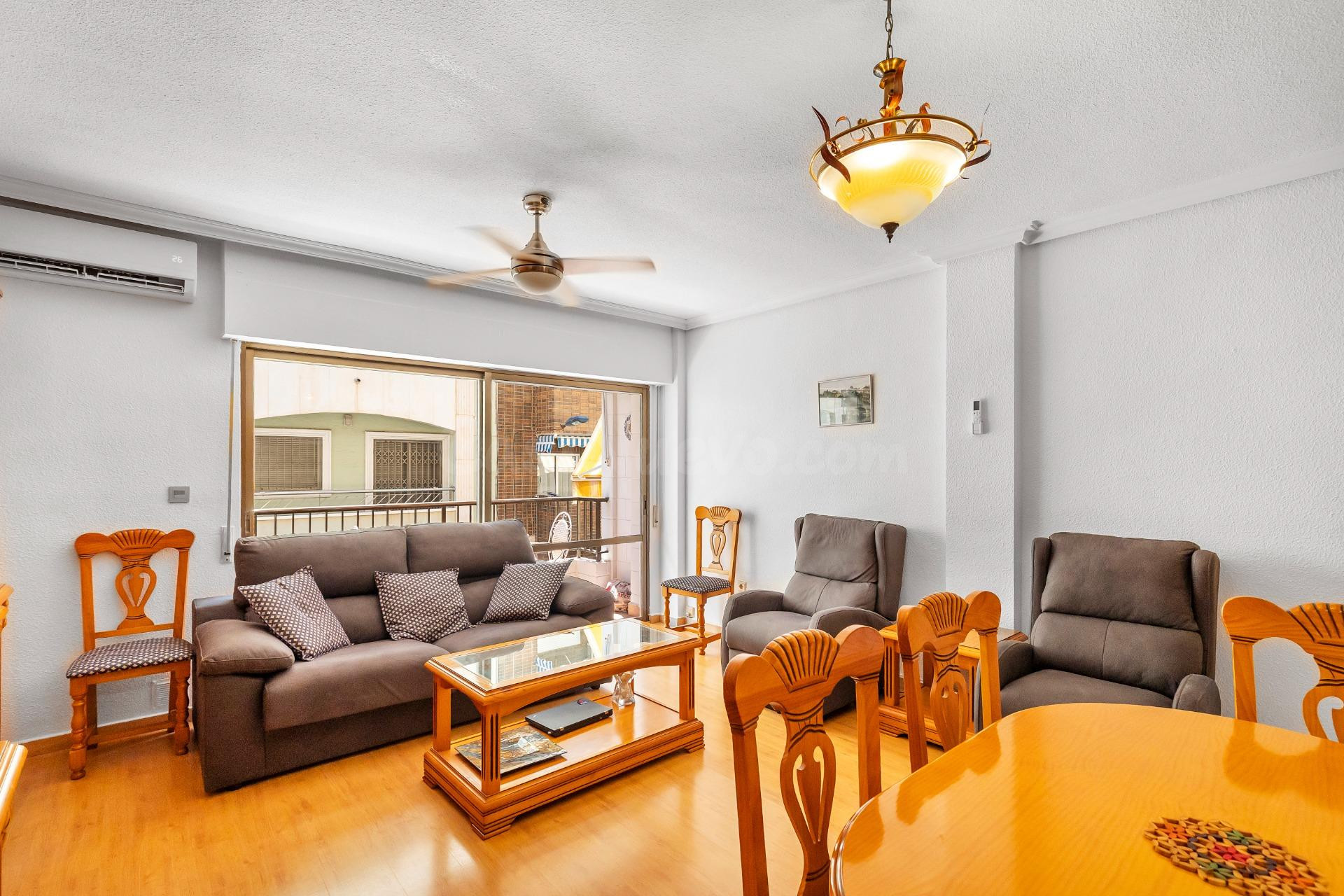 Apartamento de 2 dormitorios a pocos metros de la Playa del Cura – Torrevieja - foto 5