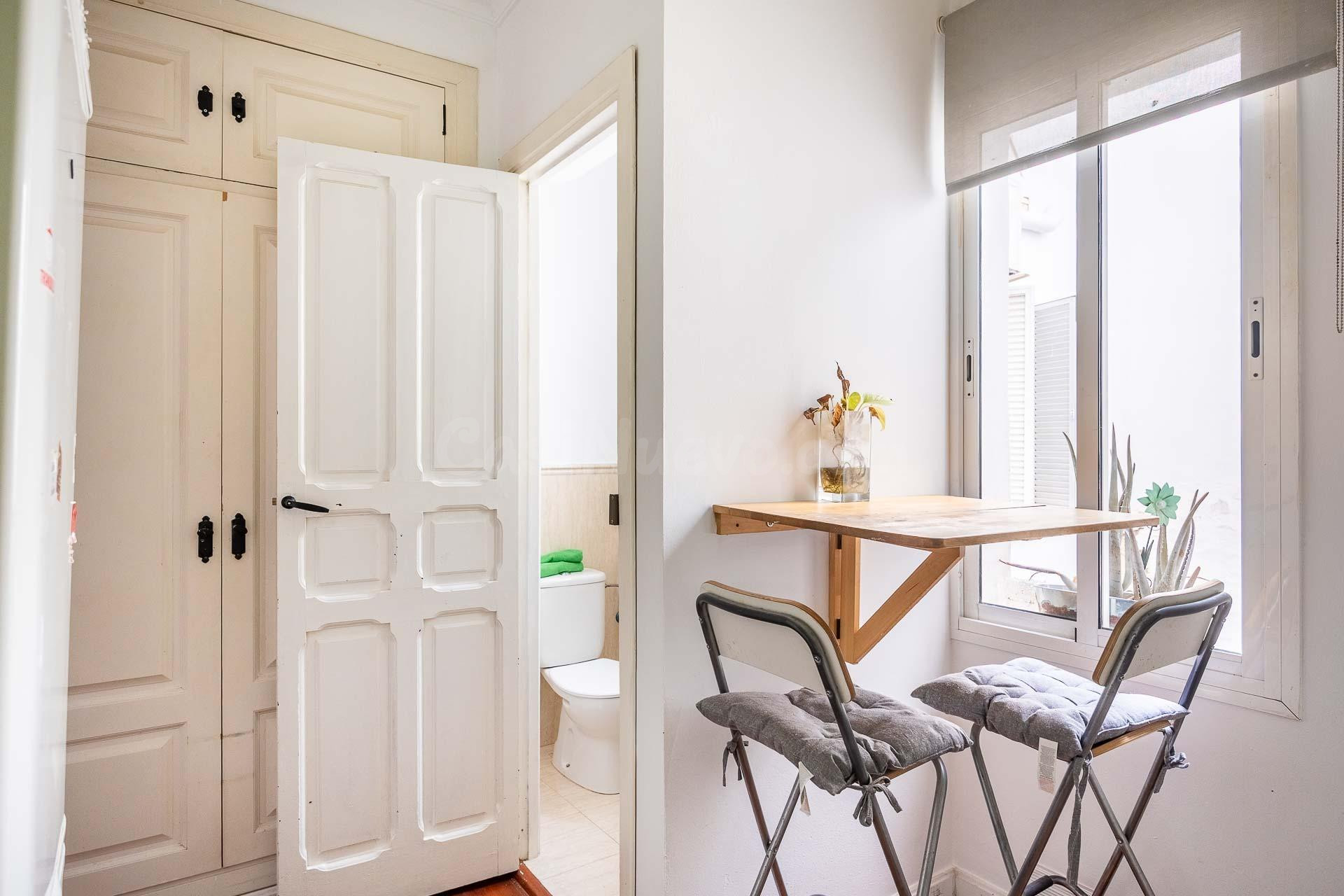 Exclusiva vivienda en edificio emblemático de Aníbal Gonzále - foto 5
