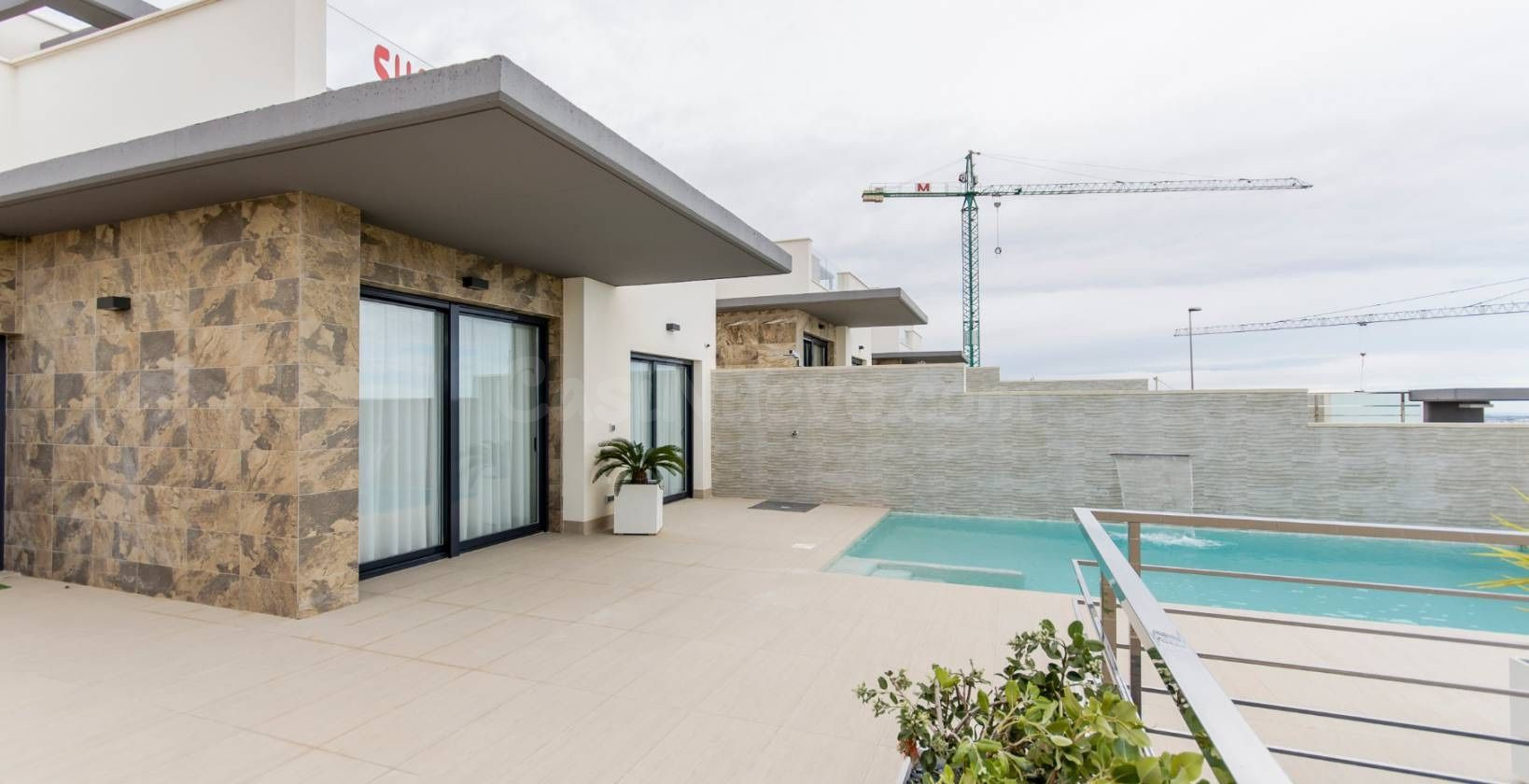 VILLA PRIVADA 3 DORMITORIOS Y PARCELA DE 500 M2
