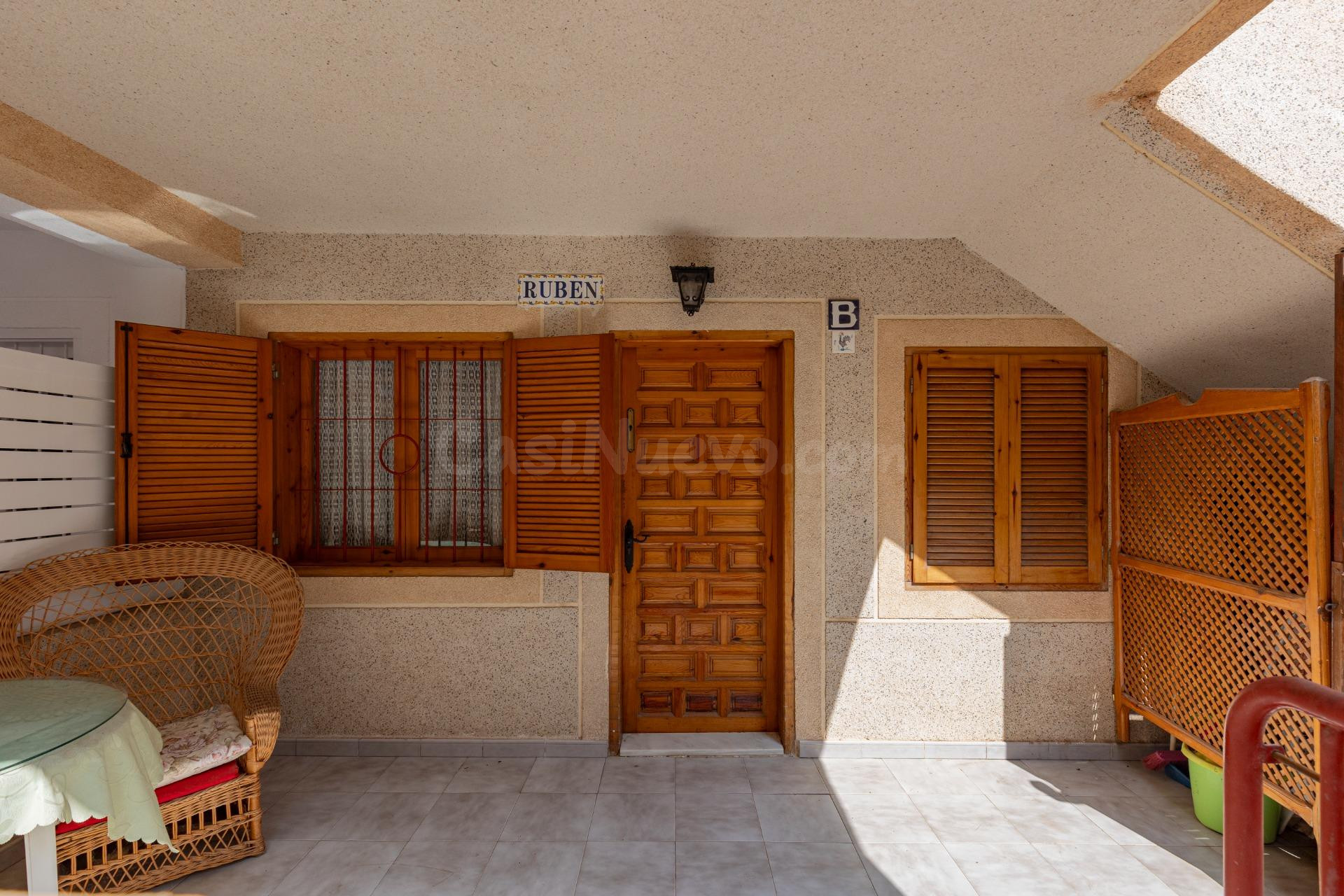 ¡Tu hogar junto al mar! Planta baja con terraza de 15 m2 en el Acequión (Torrevieja) - foto 4