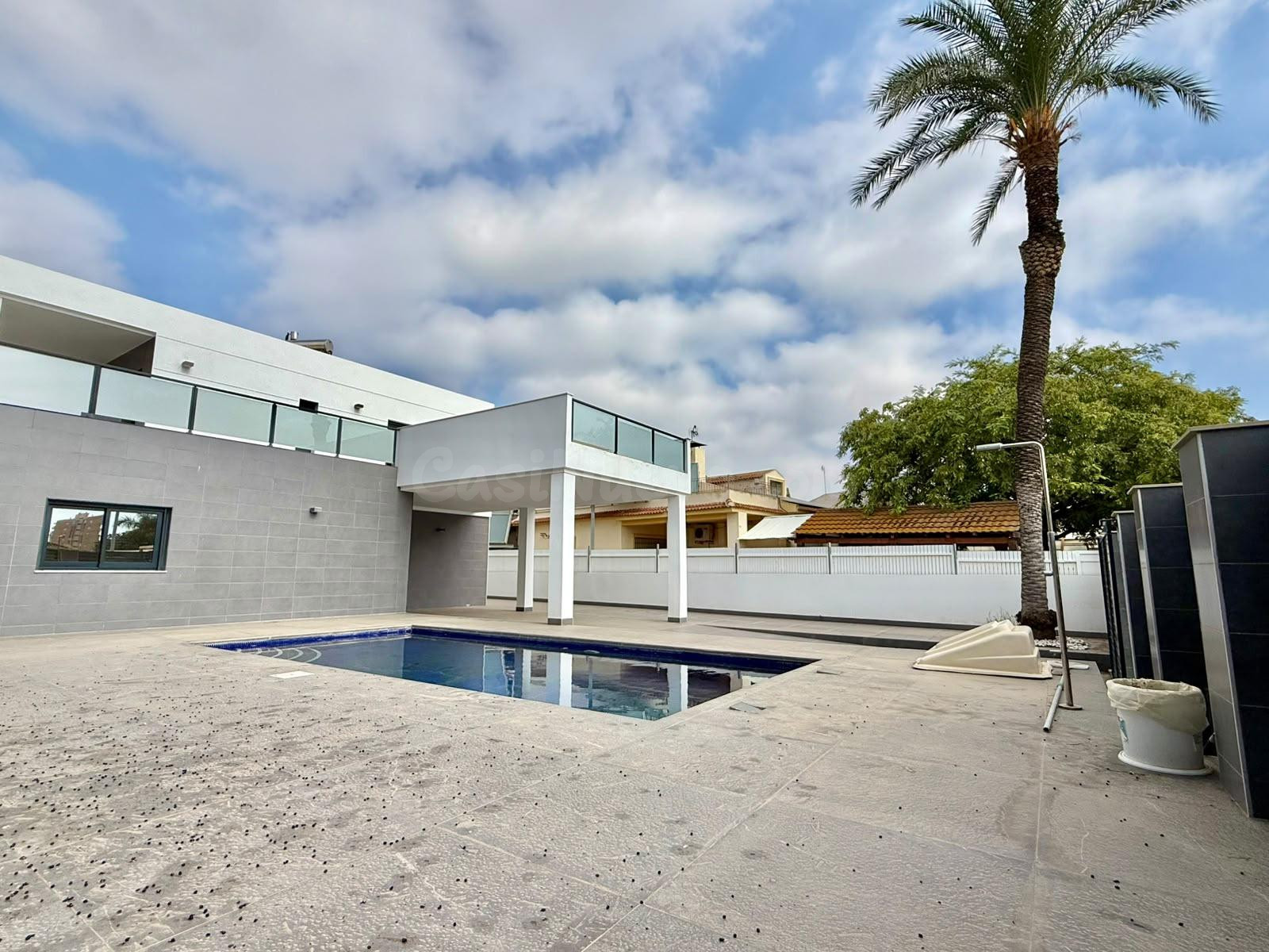 Villa con piscina privada, Alicante, Orihuela Costa. 4 habit