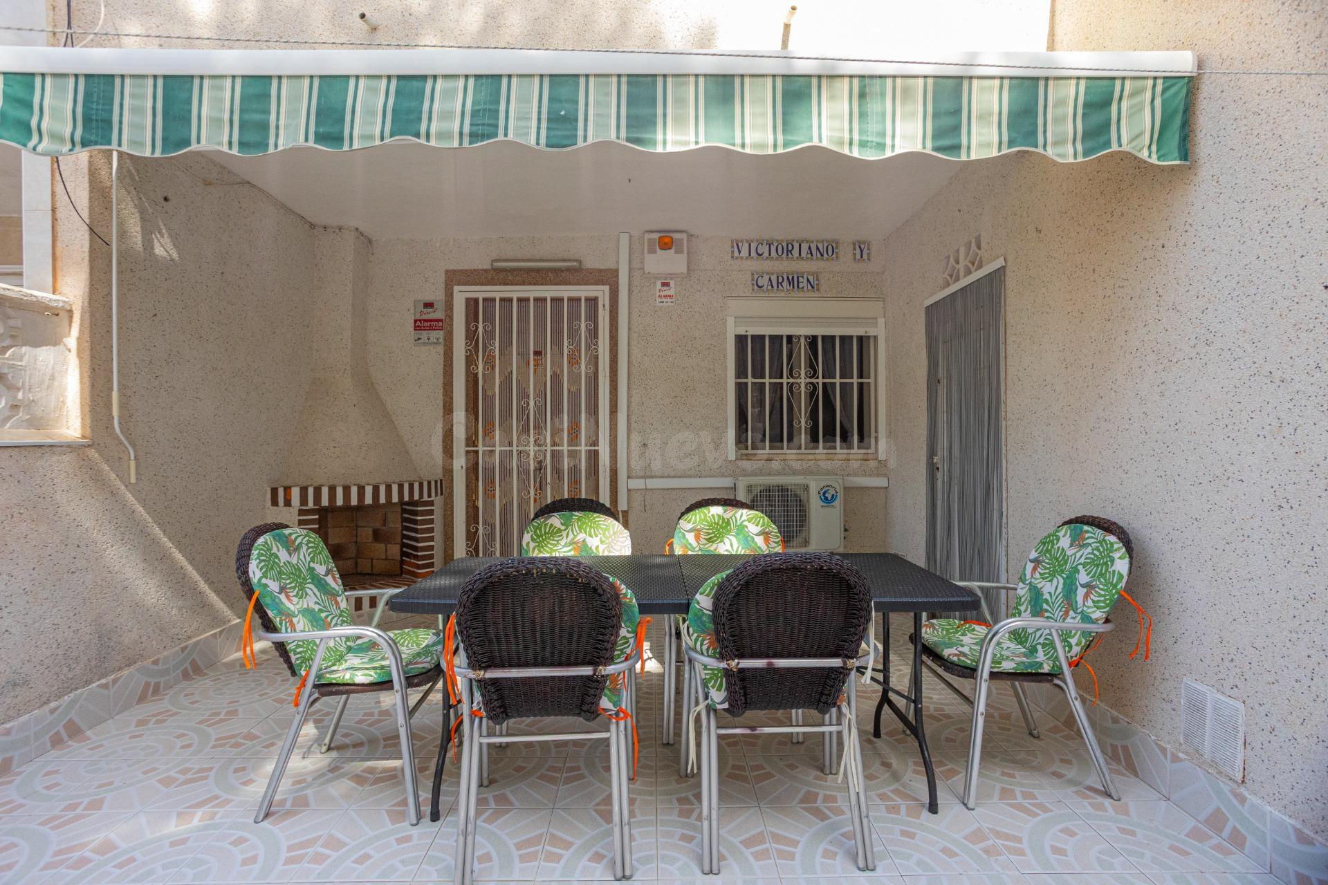 Bungalow en planta baja a 400 metros de la Playa de Los Náufragos - foto 3