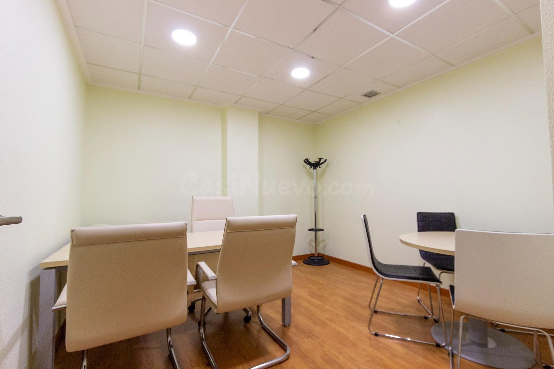 Despacho D2 Disponible en Avenida Teodomiro - Centro de Nego - foto 2