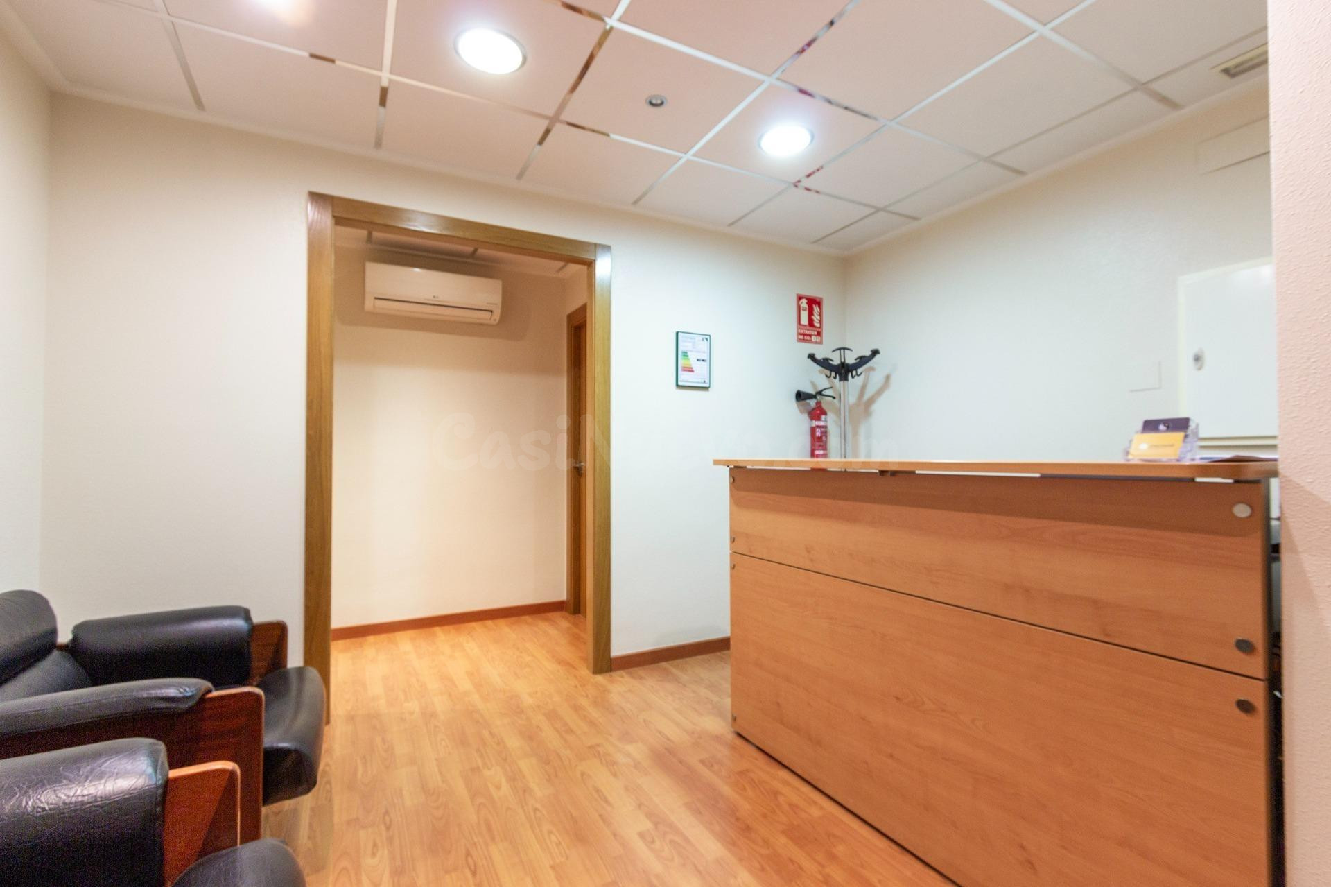 Despacho D2 Disponible en Avenida Teodomiro - Centro de Nego - foto 4
