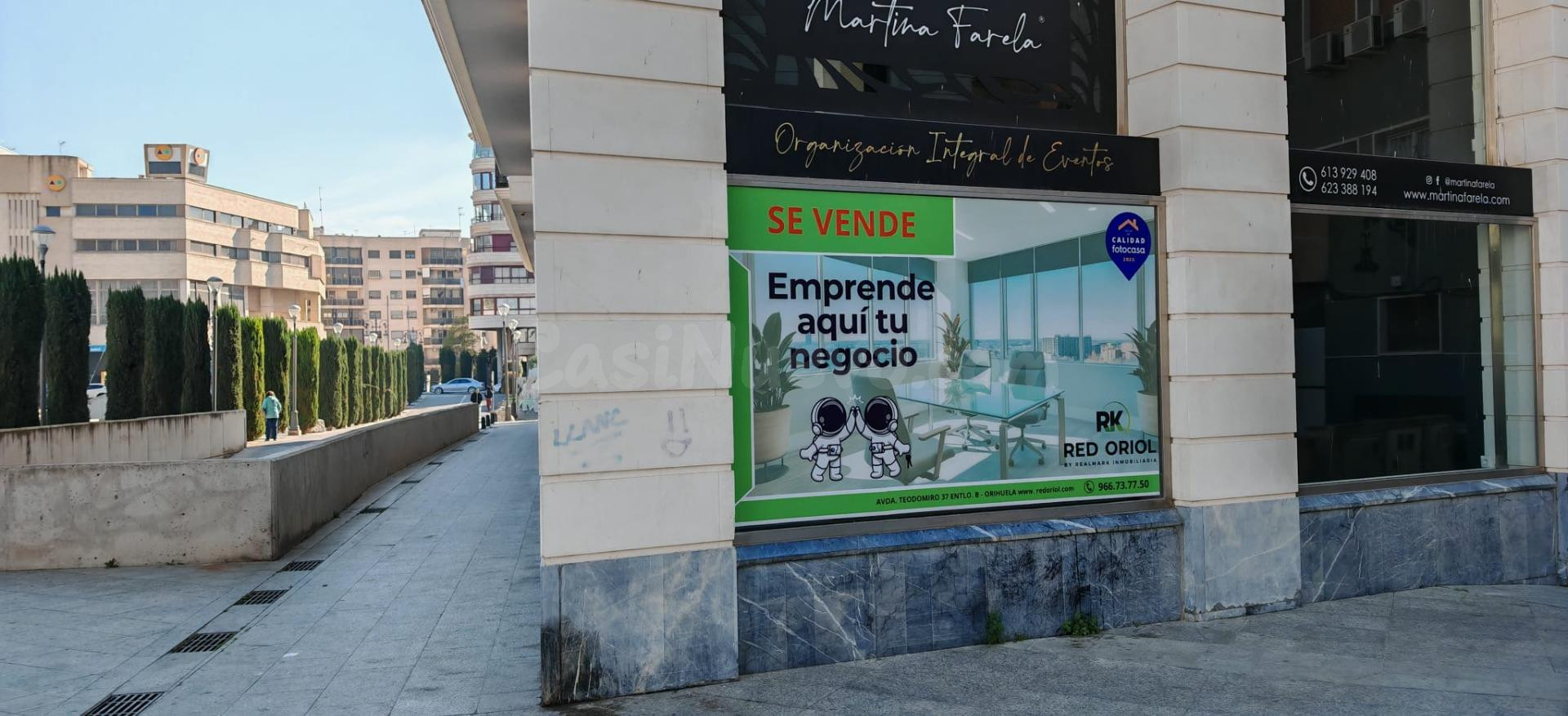 ¡Impulsa tu negocio! Local comercial en Alquiler en el emble - foto 2