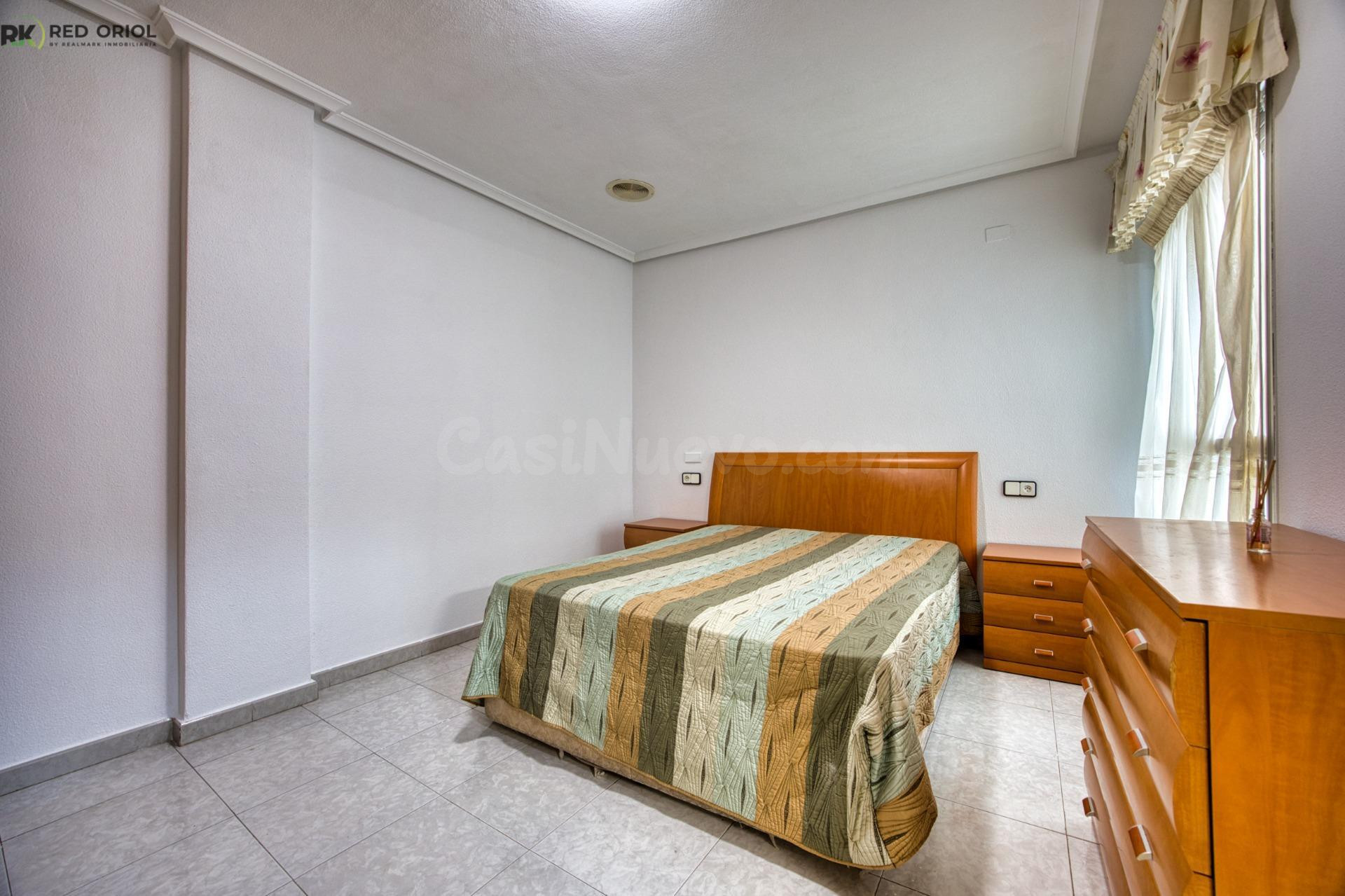 Piso de 3 Dormitorios en Calle Obispo Rocamora , listo para  - foto 3