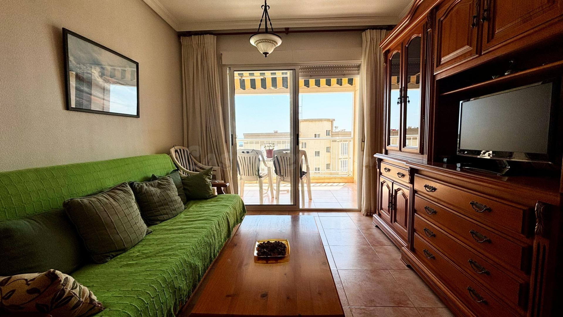 Piso de 2 habitaciones y 2 baños en Avenida Cervantes con vi - foto 4
