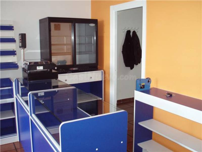 Local comercial en venta - Sepulcro - foto 3