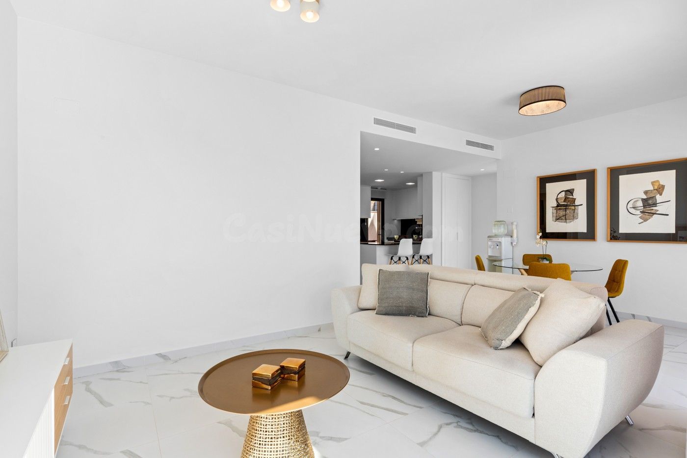 Exclusivo bungalow con Piscina y Gran Sótano –¡ A 8 km de la