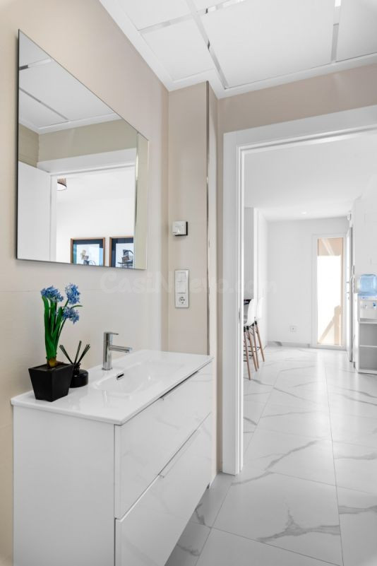 Exclusivo bungalow con Piscina y Gran Sótano –¡ A 8 km de la - foto 5