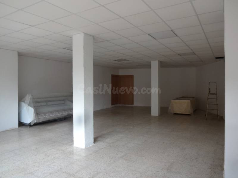 LOCAL COMERCIAL CORESES - foto 2