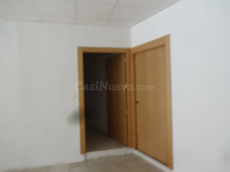 LOCAL COMERCIAL CORESES - foto 4