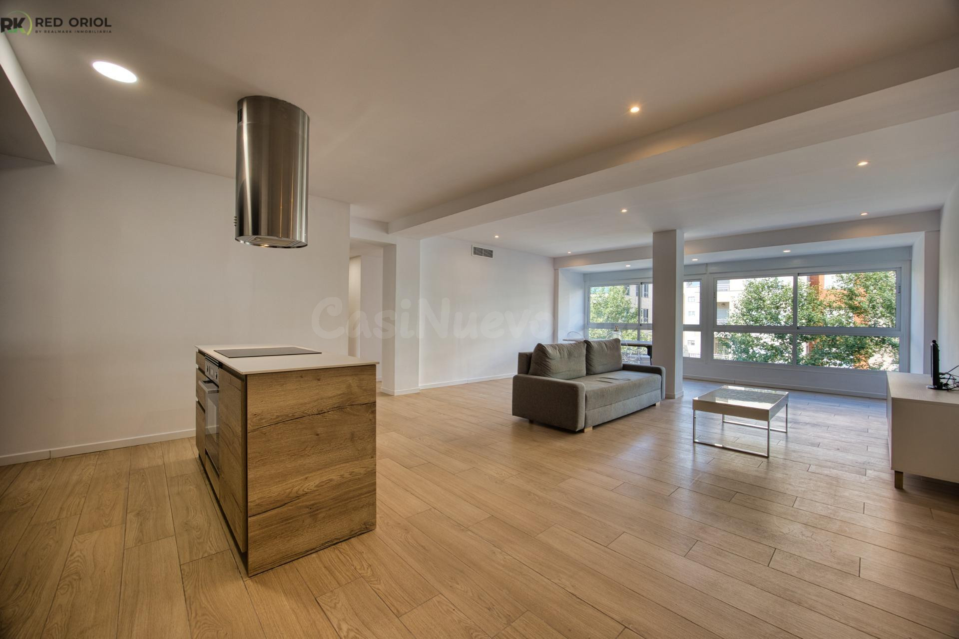VIVIENDA DE LUJO RECIÉN REFORMADA EN AVENIDA TEODOMIRO - foto 3