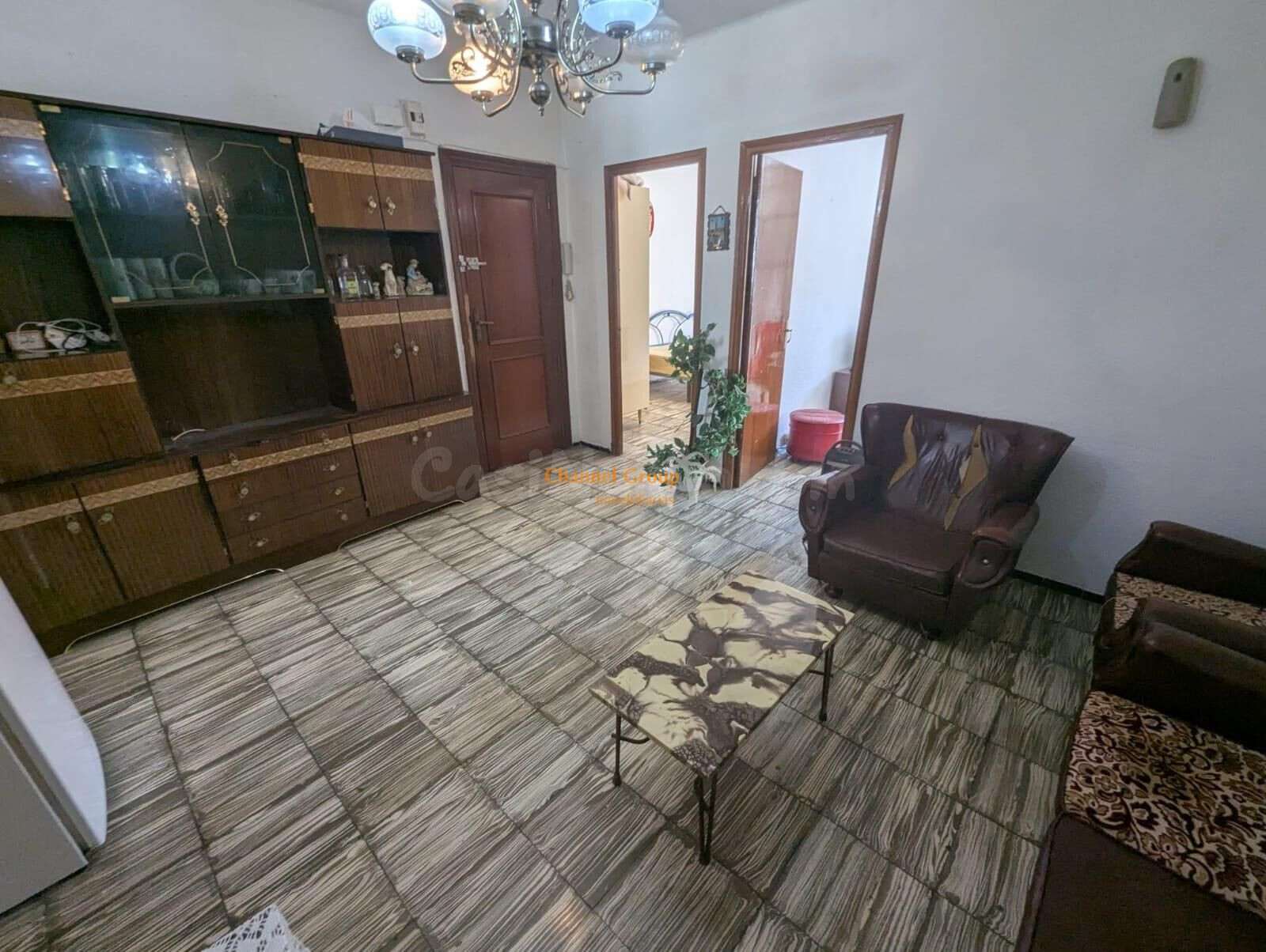 SE VENDE QUINTO PISO CON BALCÓN, JUNTO AVENIDA DE NOVELDA - foto 2