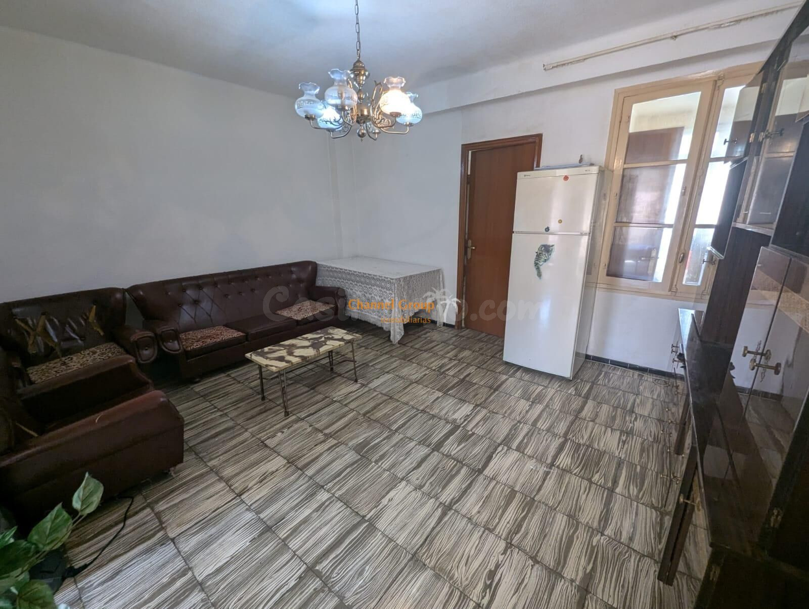SE VENDE QUINTO PISO CON BALCÓN, JUNTO AVENIDA DE NOVELDA - foto 3