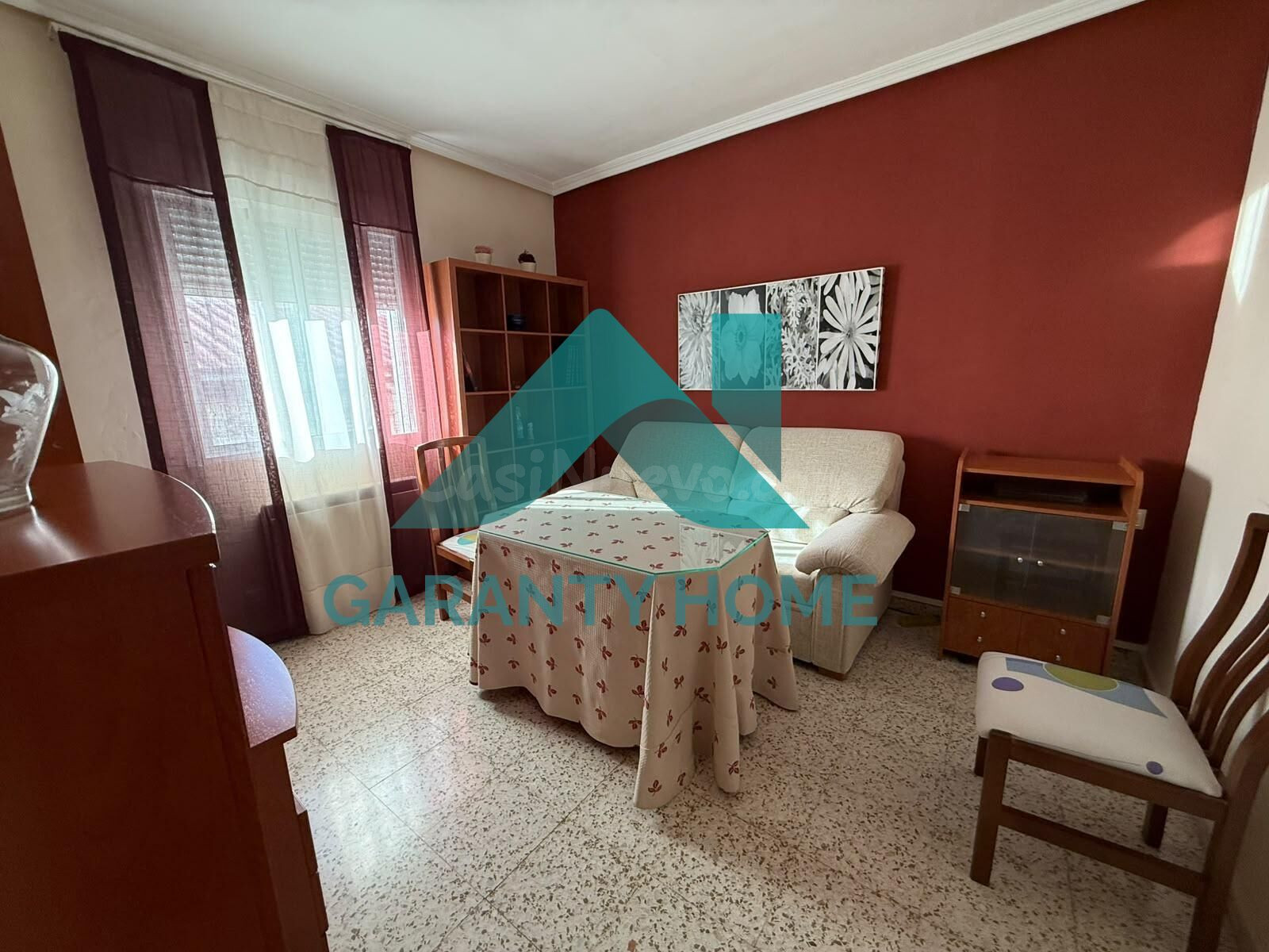 ¡SE ALQUILA PISO AMUEBLADO EN ZONA CENTRO! - foto 4