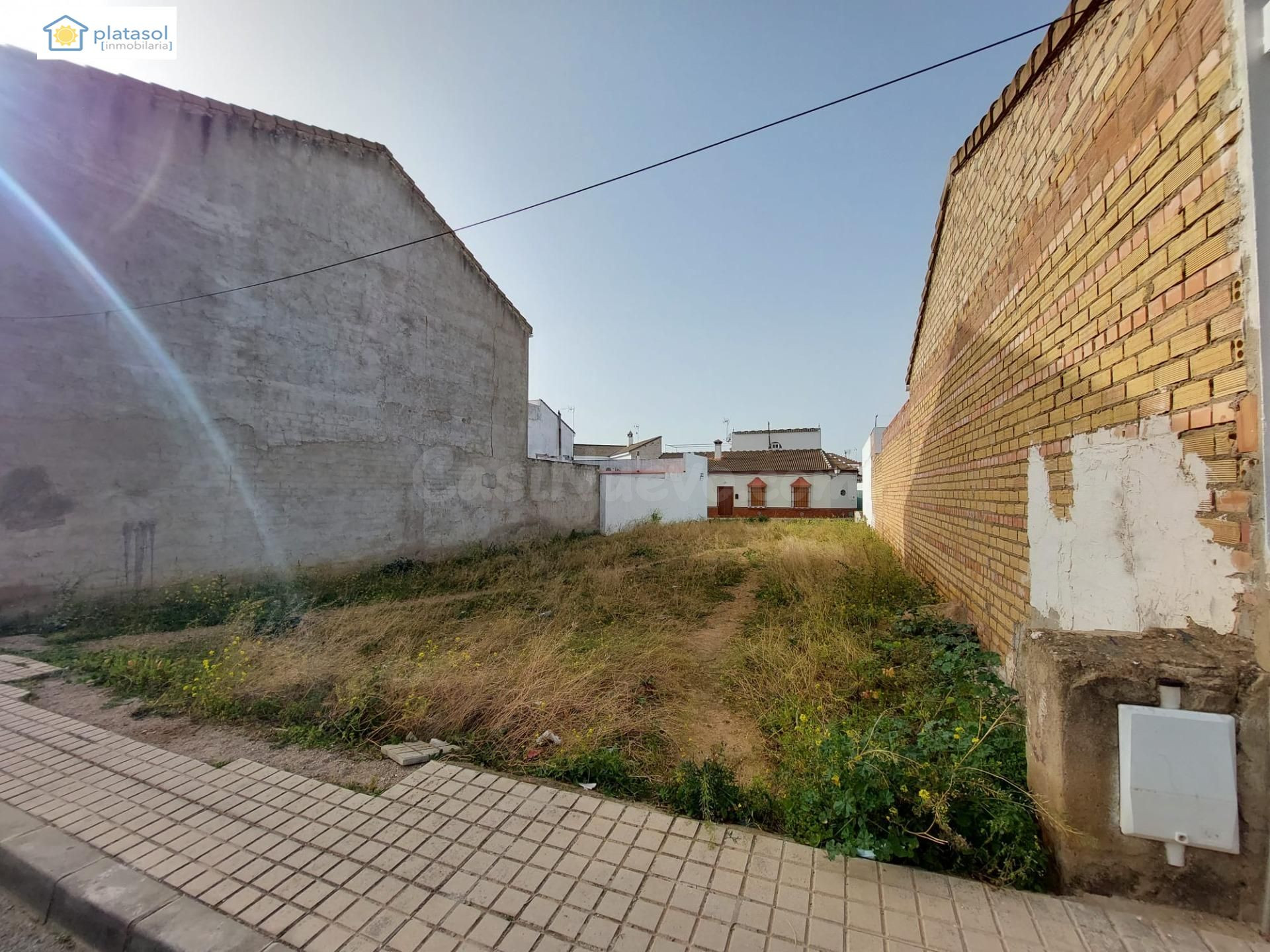 Magnífica parcela urbana a la venta en Gerena - foto 4