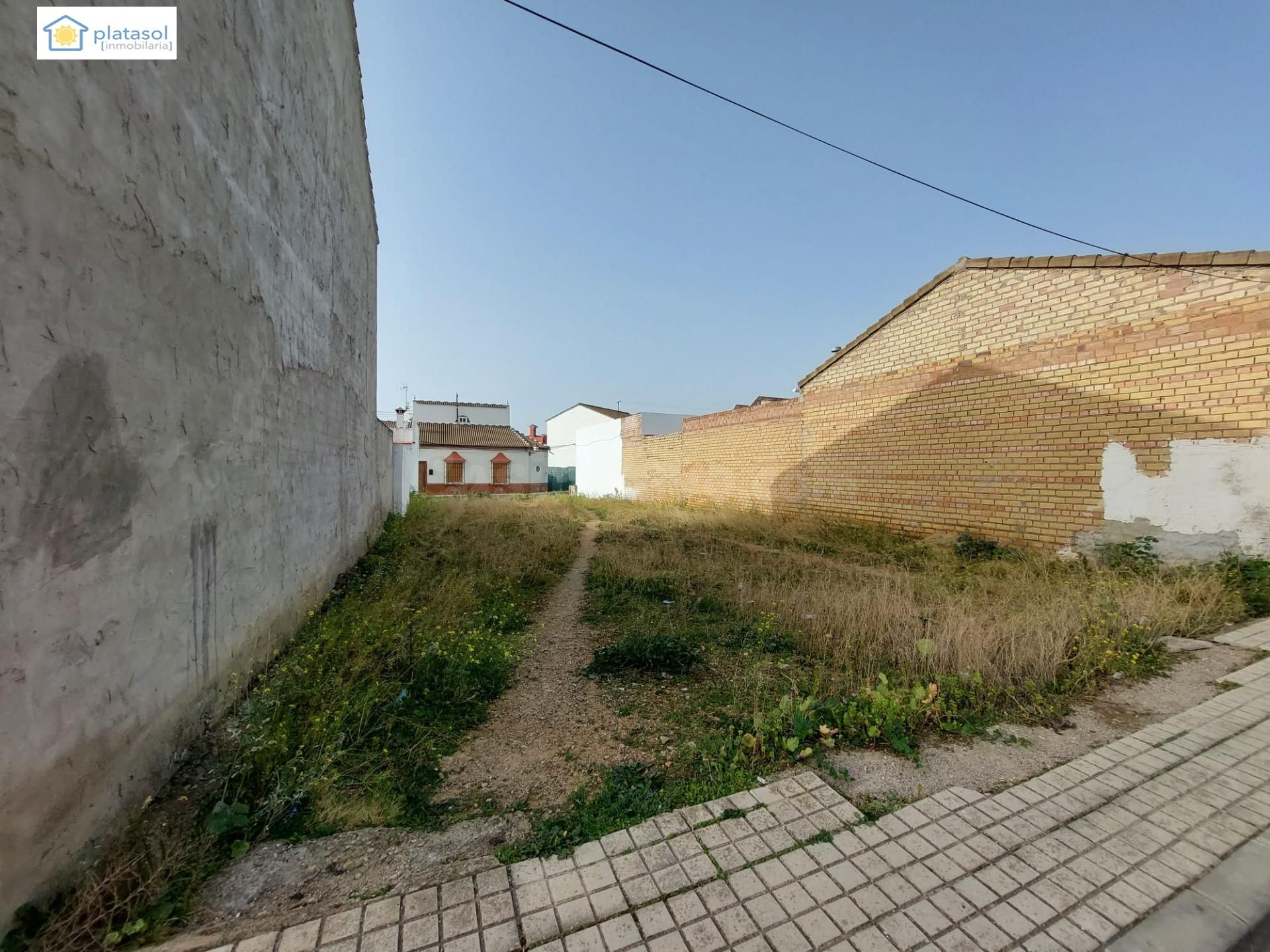 Magnífica parcela urbana a la venta en Gerena - foto 5