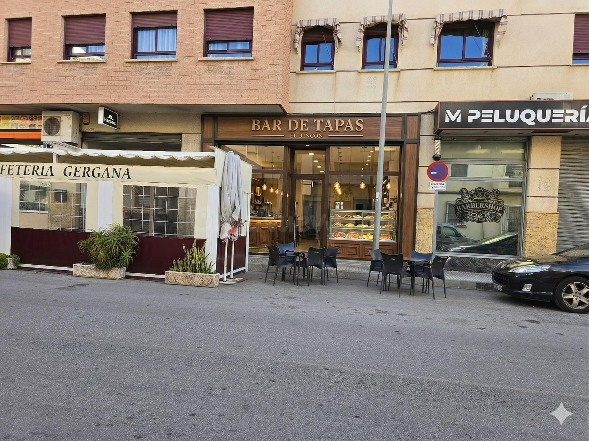 ¡TU OPORTUNIDAD! Alquiler de Local Comercial en Calle José Á