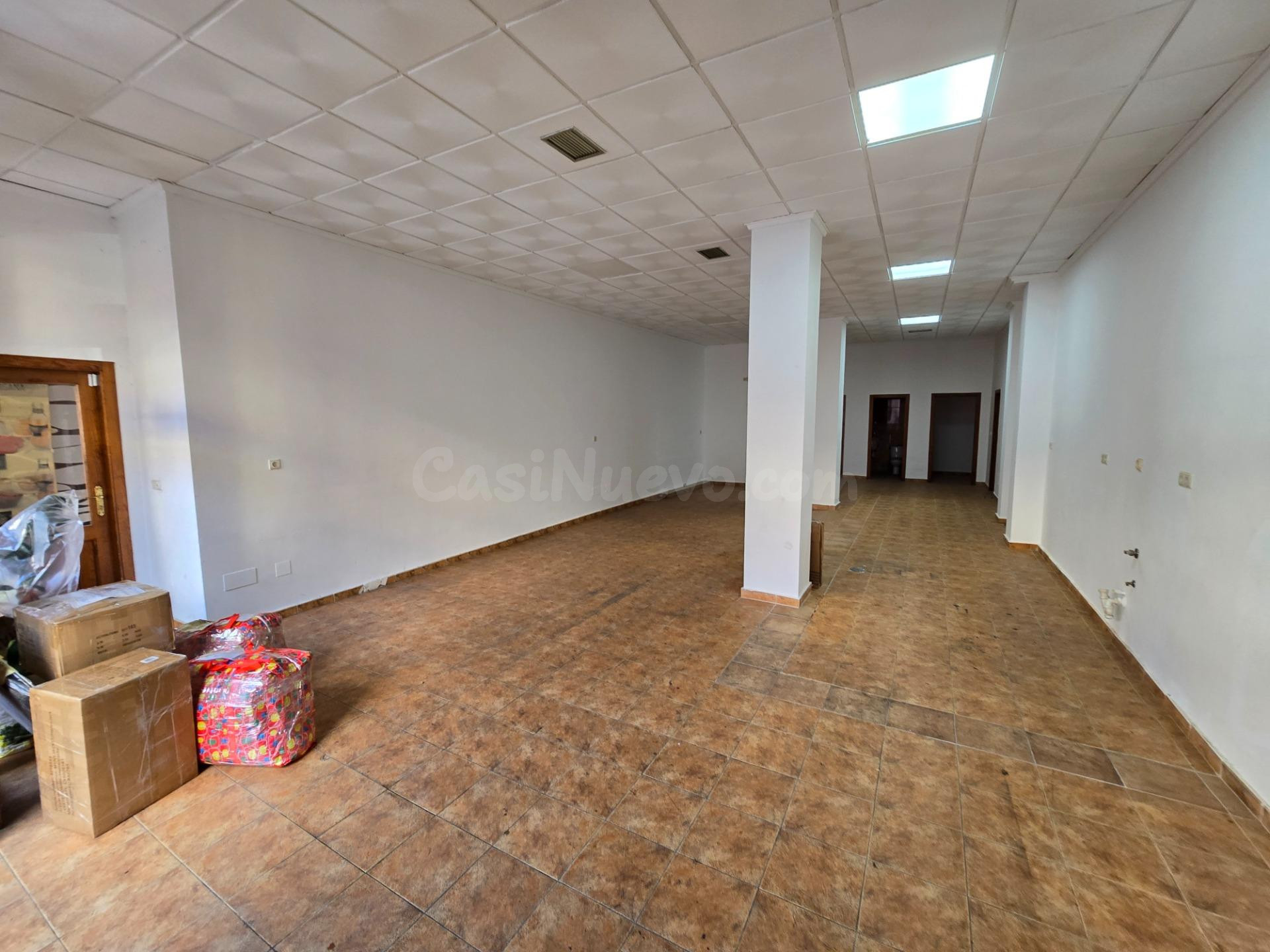 ¡TU OPORTUNIDAD! Alquiler de Local Comercial en Calle José Á - foto 3