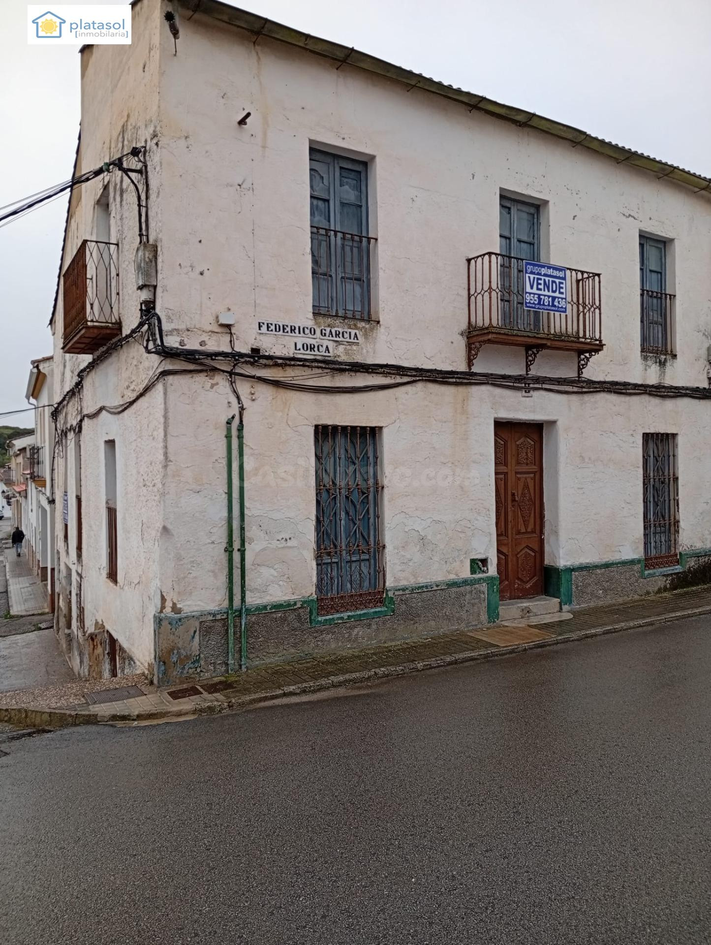 Casa de pueblo a reformar en Santa Olalla del Cala