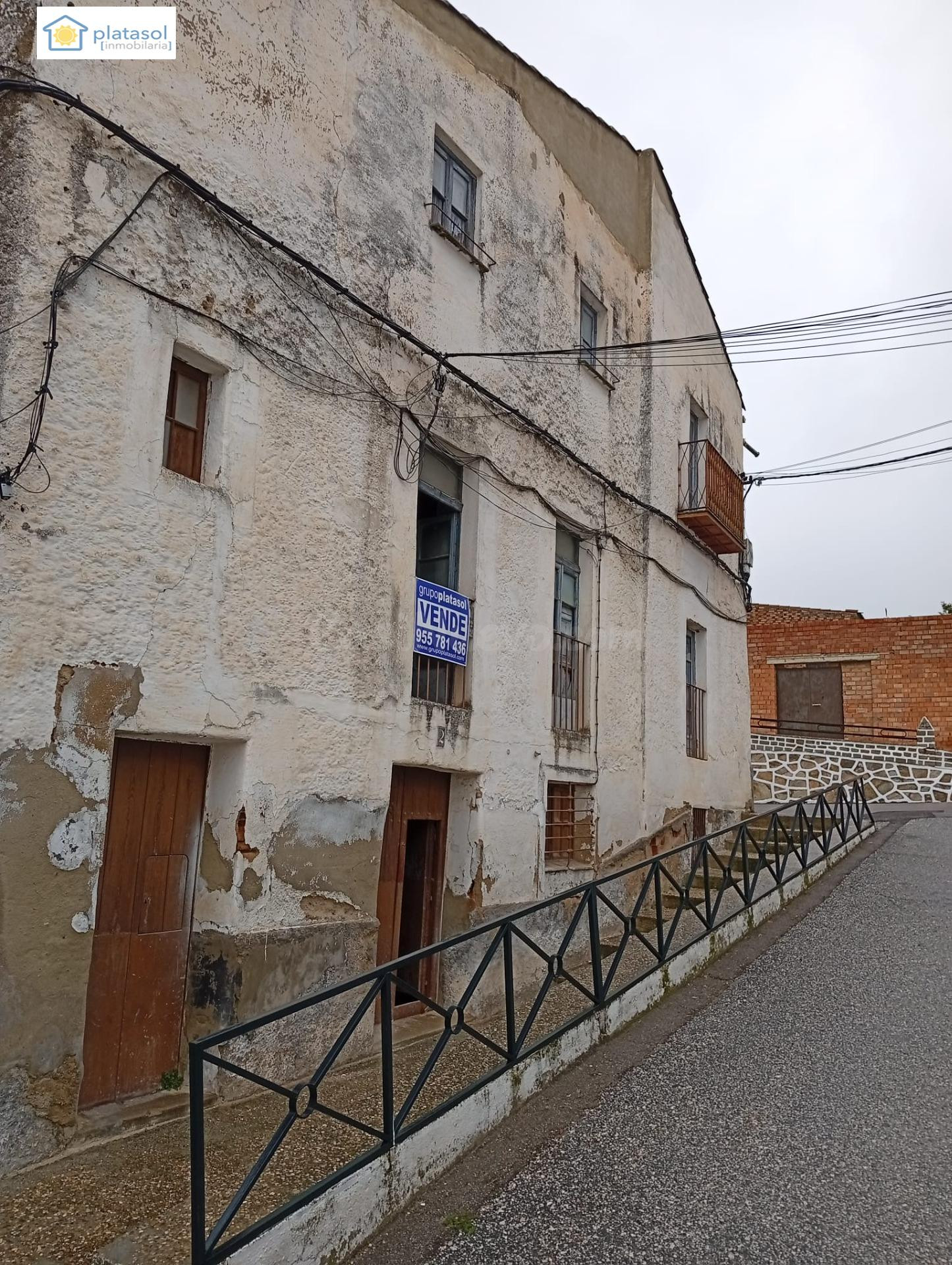 Casa de pueblo a reformar en Santa Olalla del Cala - foto 2