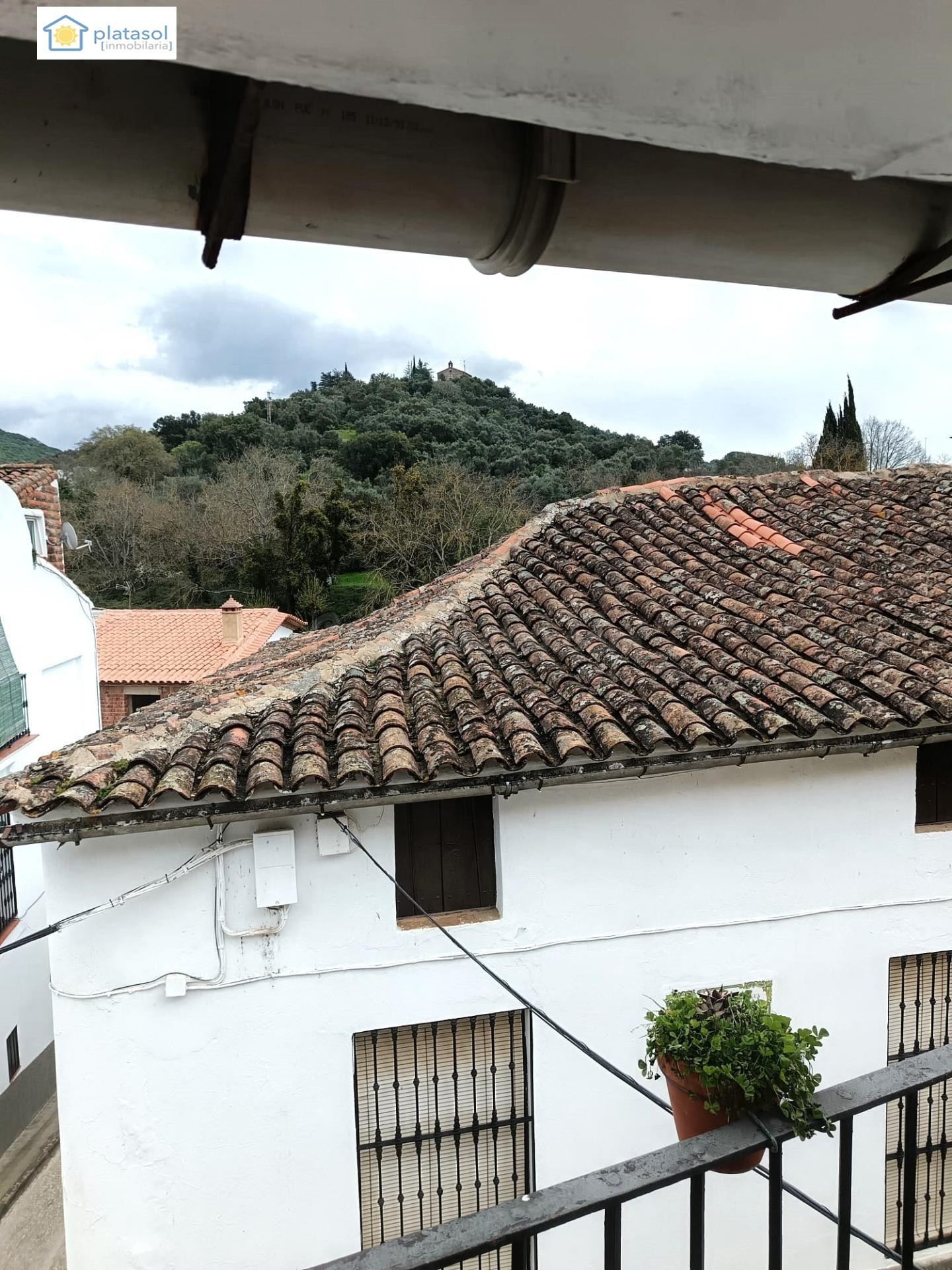 Magnifica casa de pueblo en el centro de Galaroza - foto 2