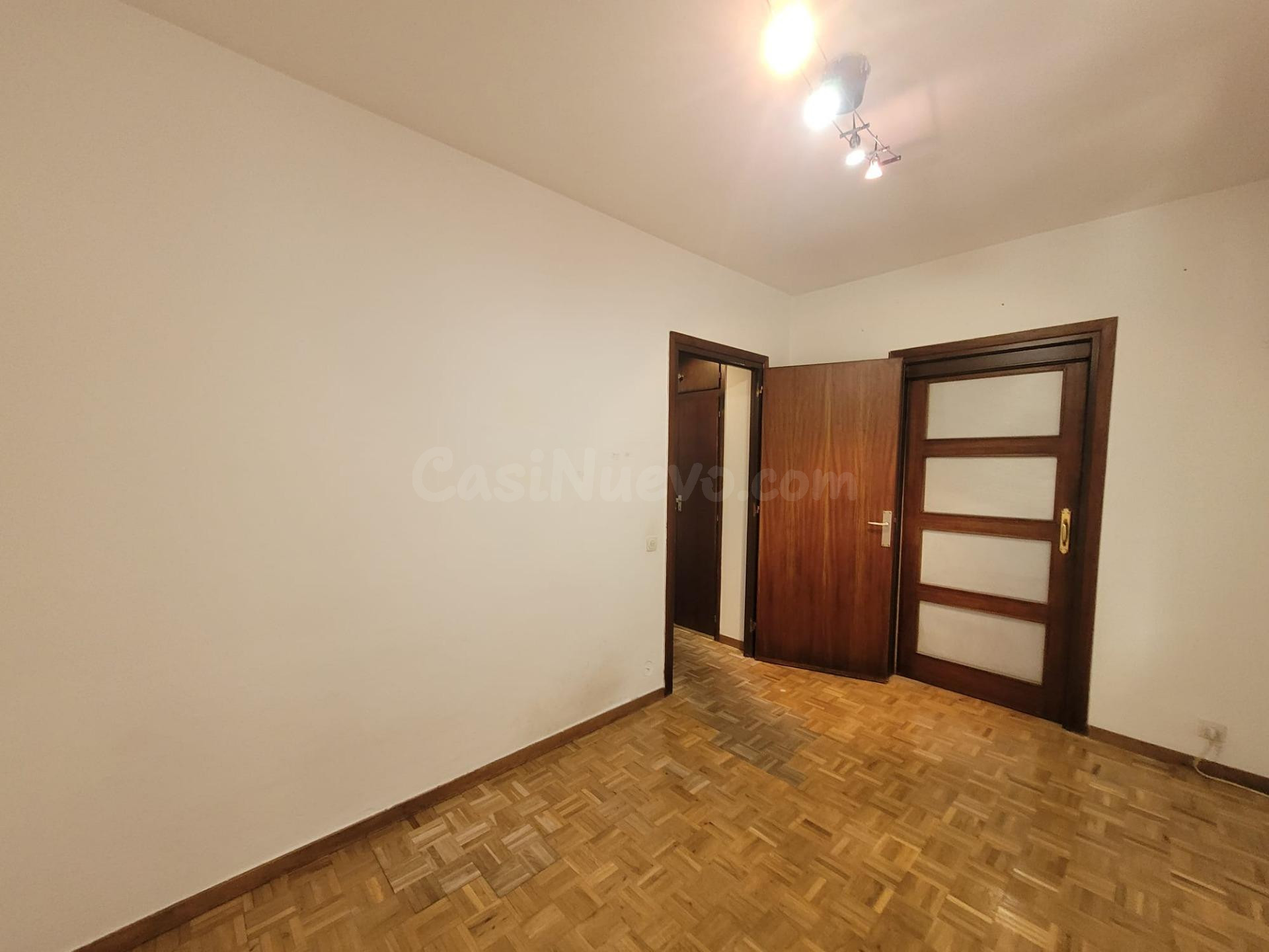 Apartamento 1 habitación 61m² en alquiler - Castellana - foto 2