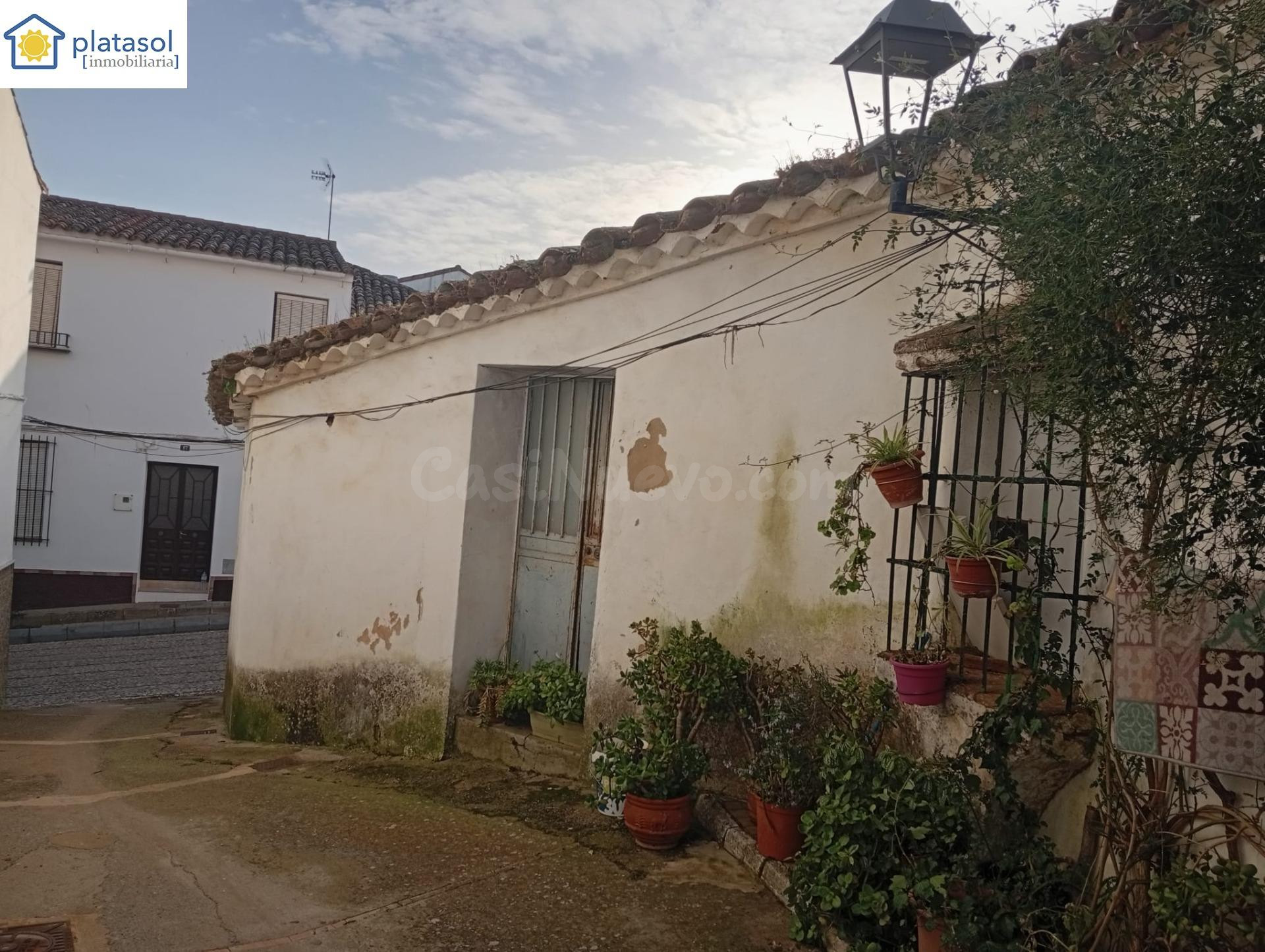 Casa para reformar en el centro del pueblo