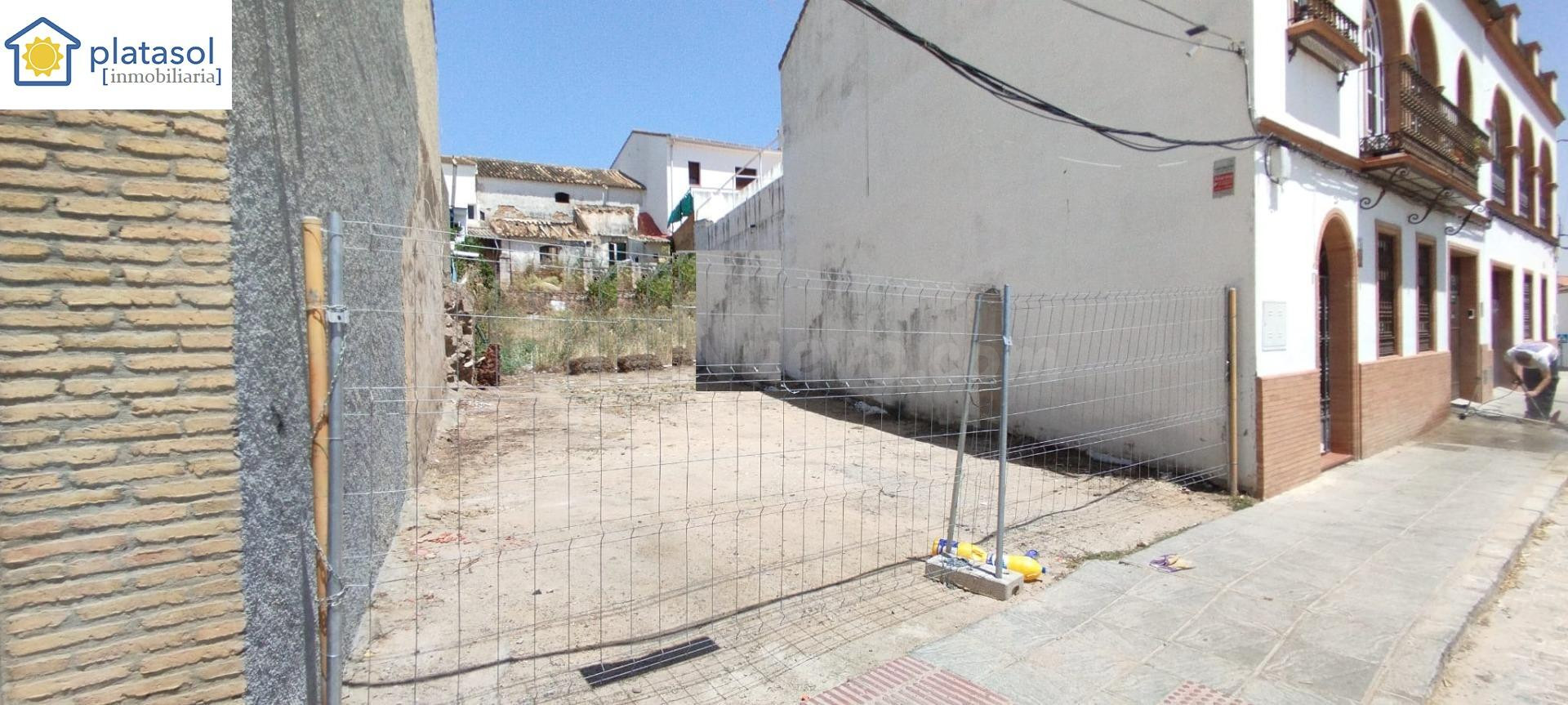 Solar urbano en el centro de Gerena - foto 3