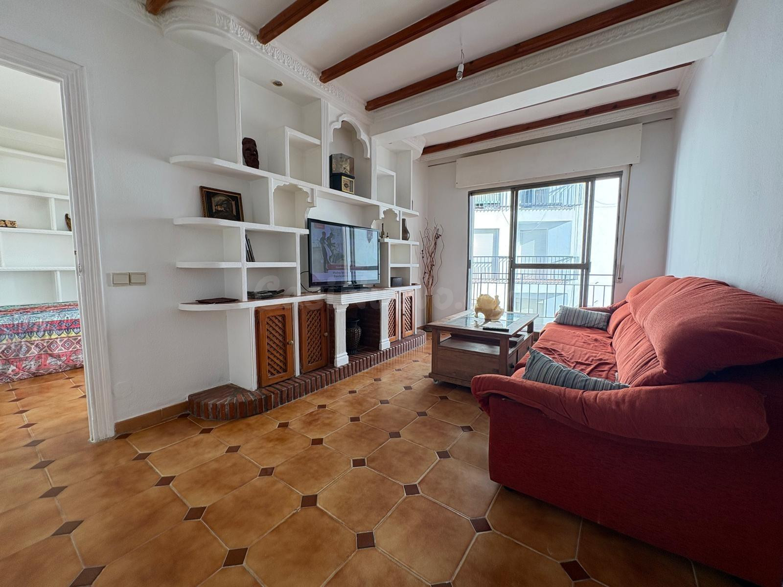 Piso luminoso de 2 dormitorios en San Pedro Alcántara - foto 2