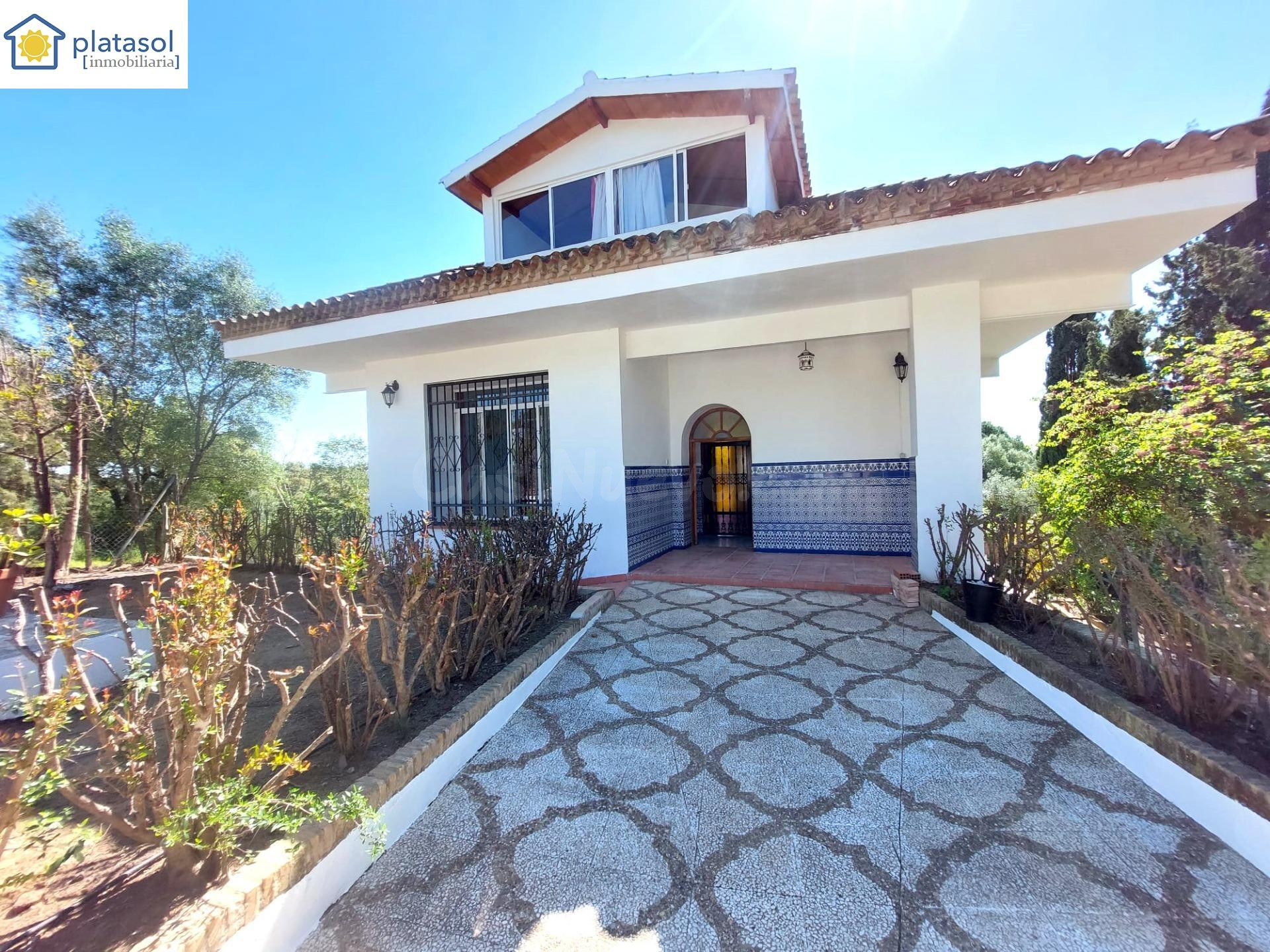 Chalet con Vistas Panorámicas a la Dehesa en Las Pajanosas G