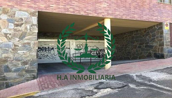 SE VENDE PLAZA DE GARAJE EN PEDREZUELA. TRAV. DE LA PAZ. PVP - foto 2