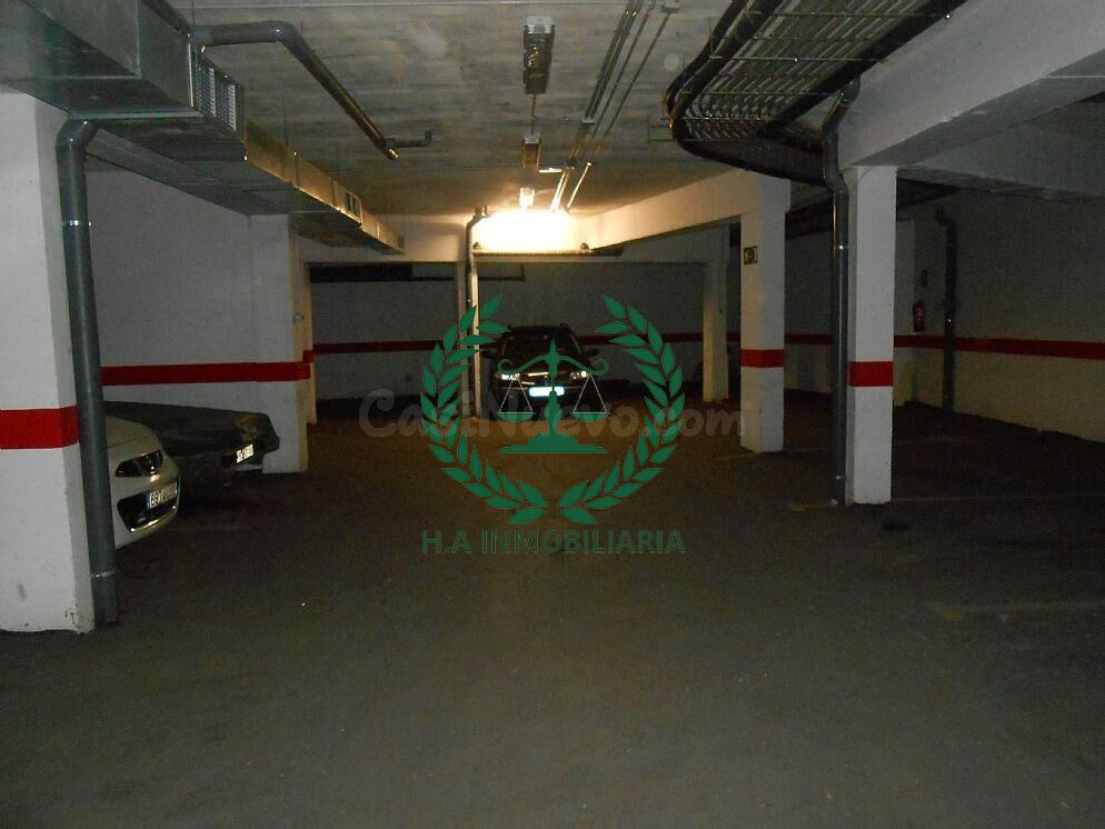 SE VENDE PLAZA DE GARAJE EN EL VELLON, CALLE COLMENAS - foto 3