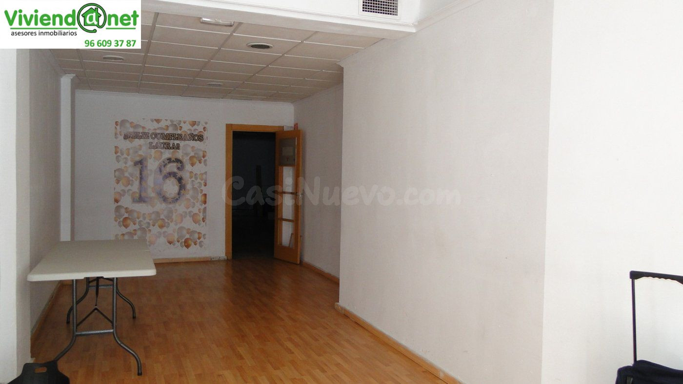 PLAZA DE CREVILLENTE LOCAL COMERCIAL EN BUEN ESTADO - foto 4