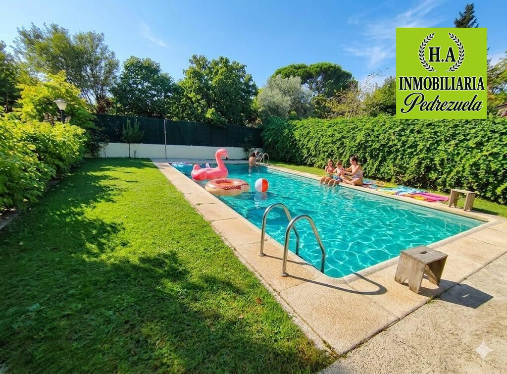 Chalet Independiente en El Molar - Ideal Inversión con Alqui