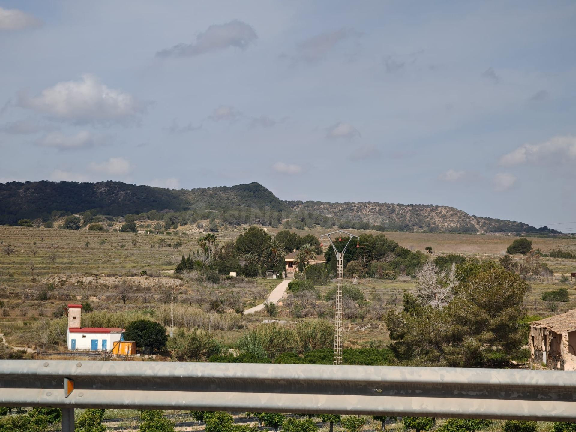 Casa con terreno 5 habitaciones 450m² en venta - San Miguel 
