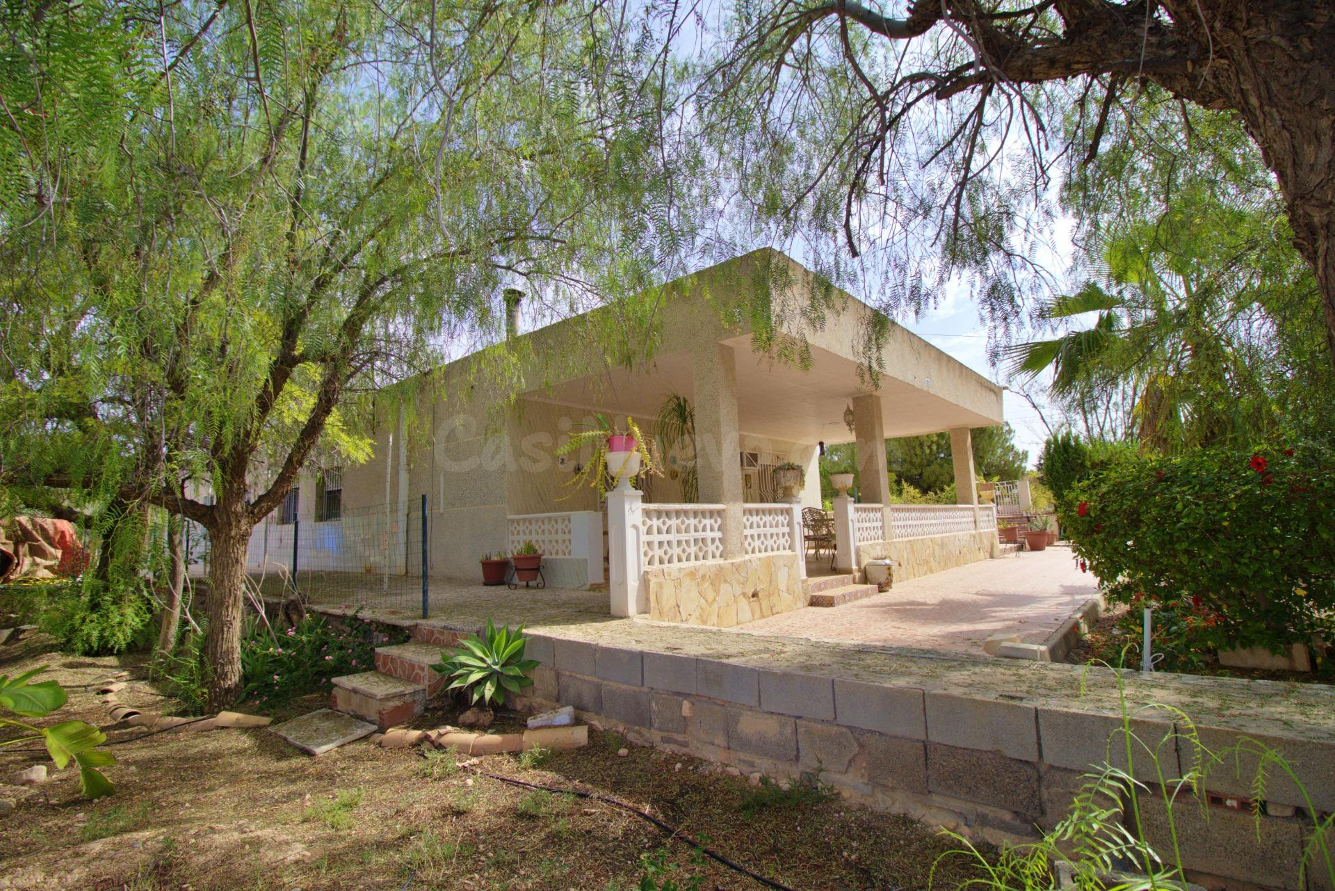 ✨ ¡TU REFUGIO SOÑADO TE ESPERA! ESPECTACULAR CHALET CON PISC - foto 3
