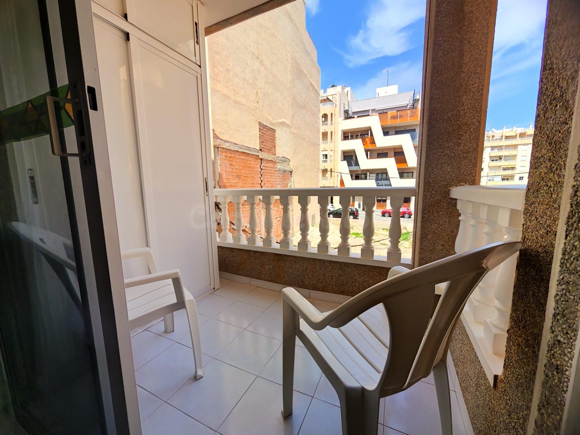 Piso de 1 dormitorio a 3 minutos de la Playa del Cura con te - foto 2