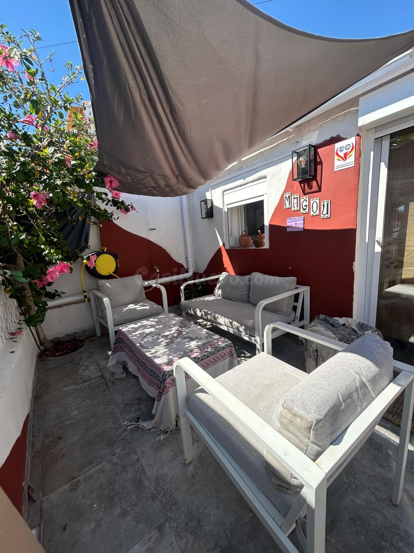 Moderno loft con zona de chill out, jacuzzi y licencia turís - foto 4