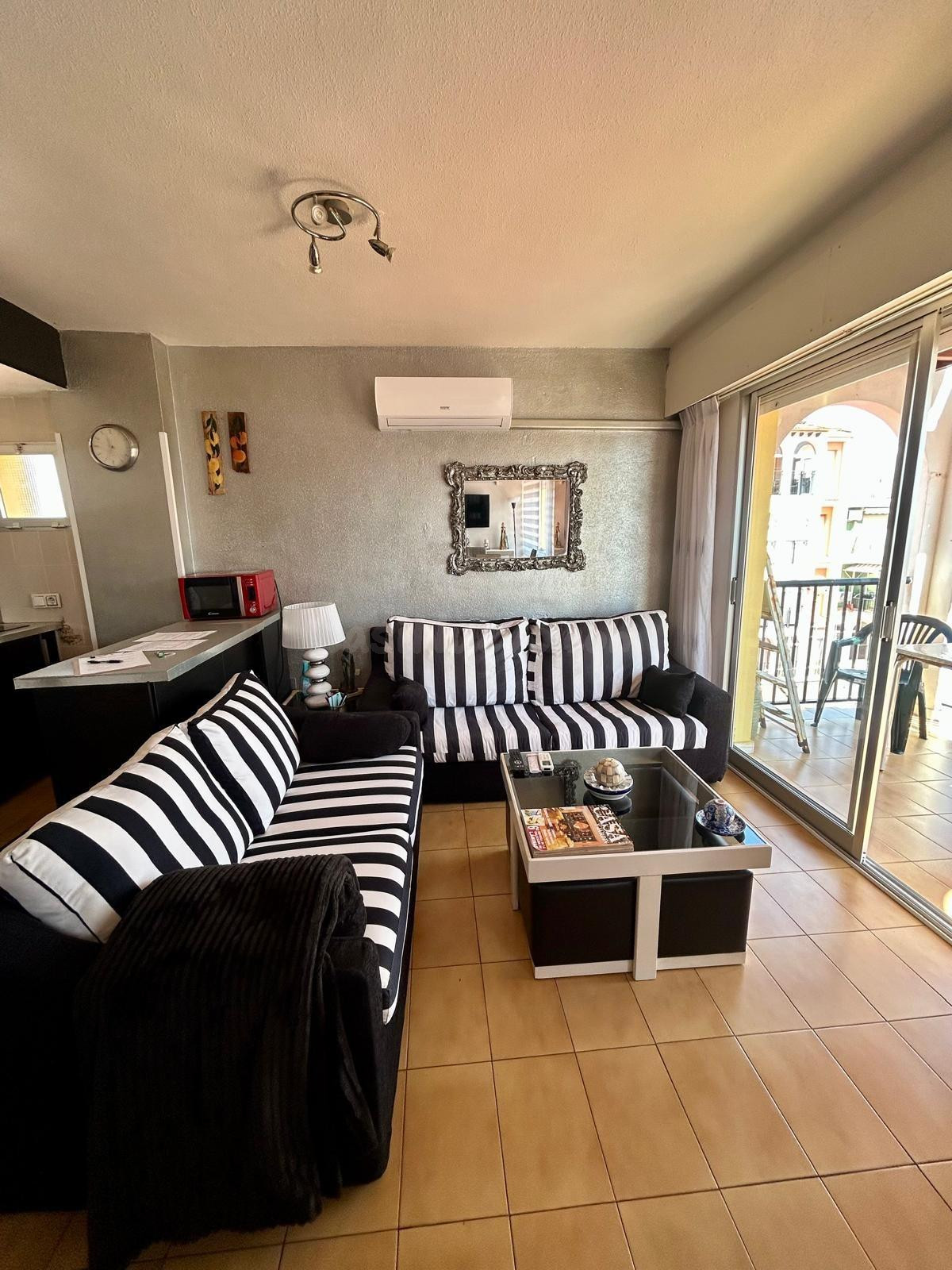 Ático dúplex con vistas al mar y amplia terraza a 300 metros - foto 5
