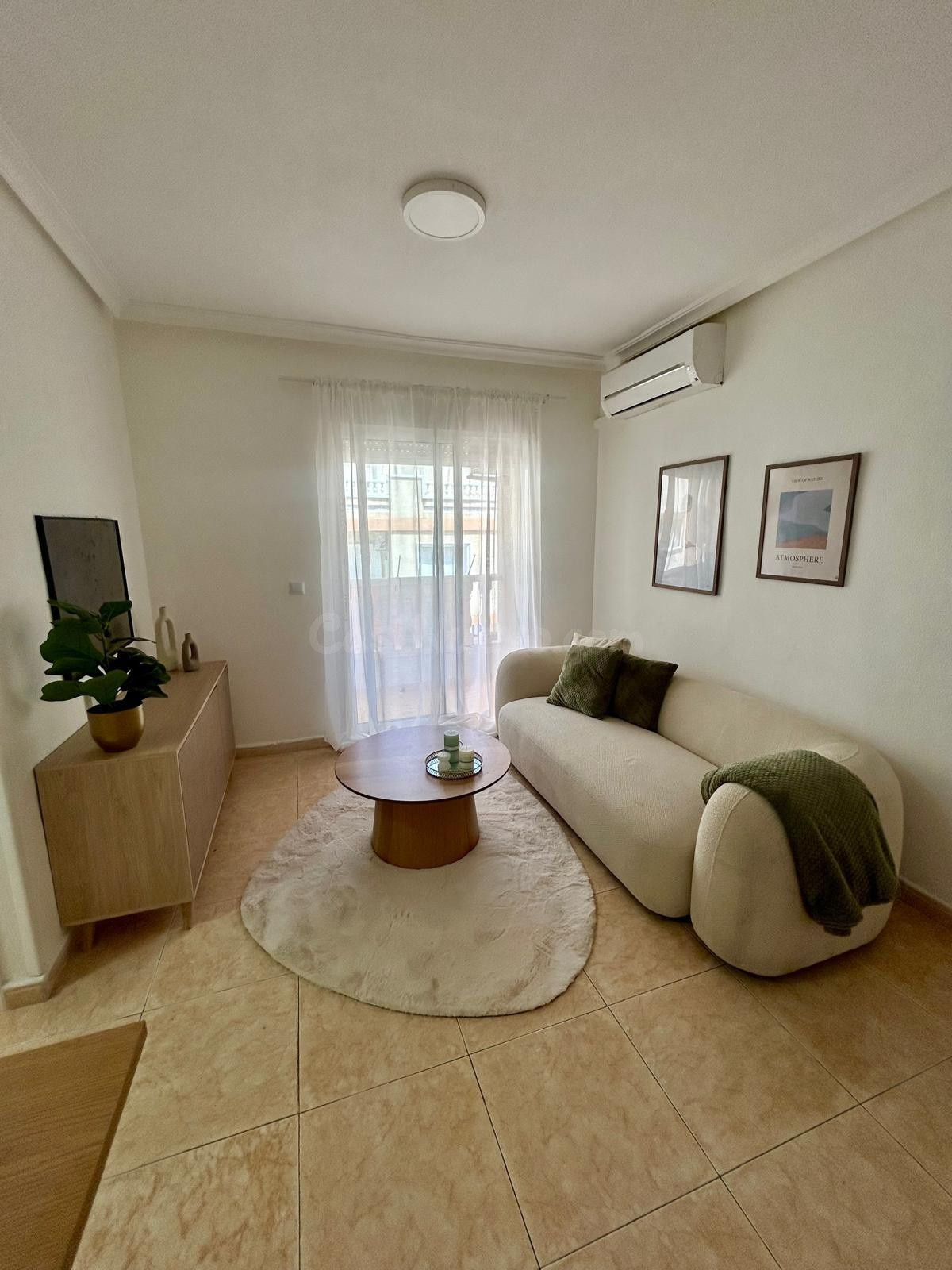Piso totalmente reformado con 2 dormitorios y amplia terraza - foto 5