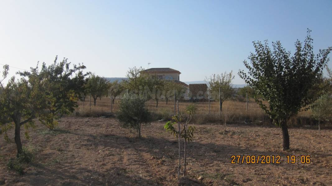 Parcela 7500m² en venta - MADARA - foto 2