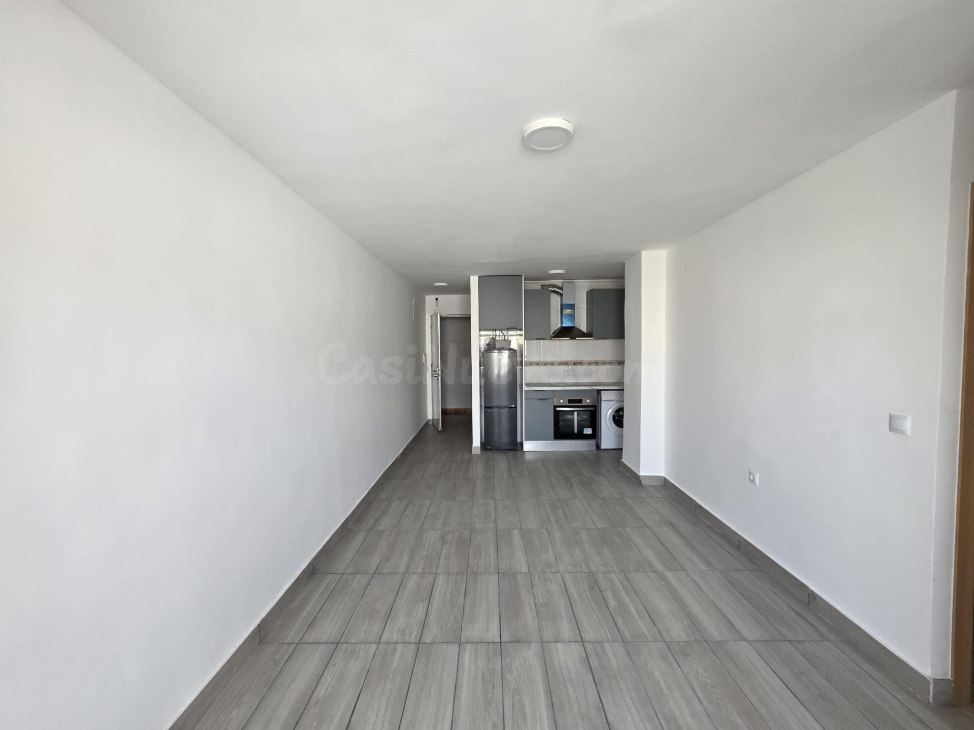 Apartamento Reformado en el Corazón de Torrevieja - ZONA HAB - foto 4