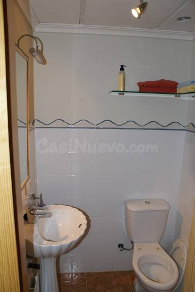 Bungalow semi nuevo sin amueblar - foto 3