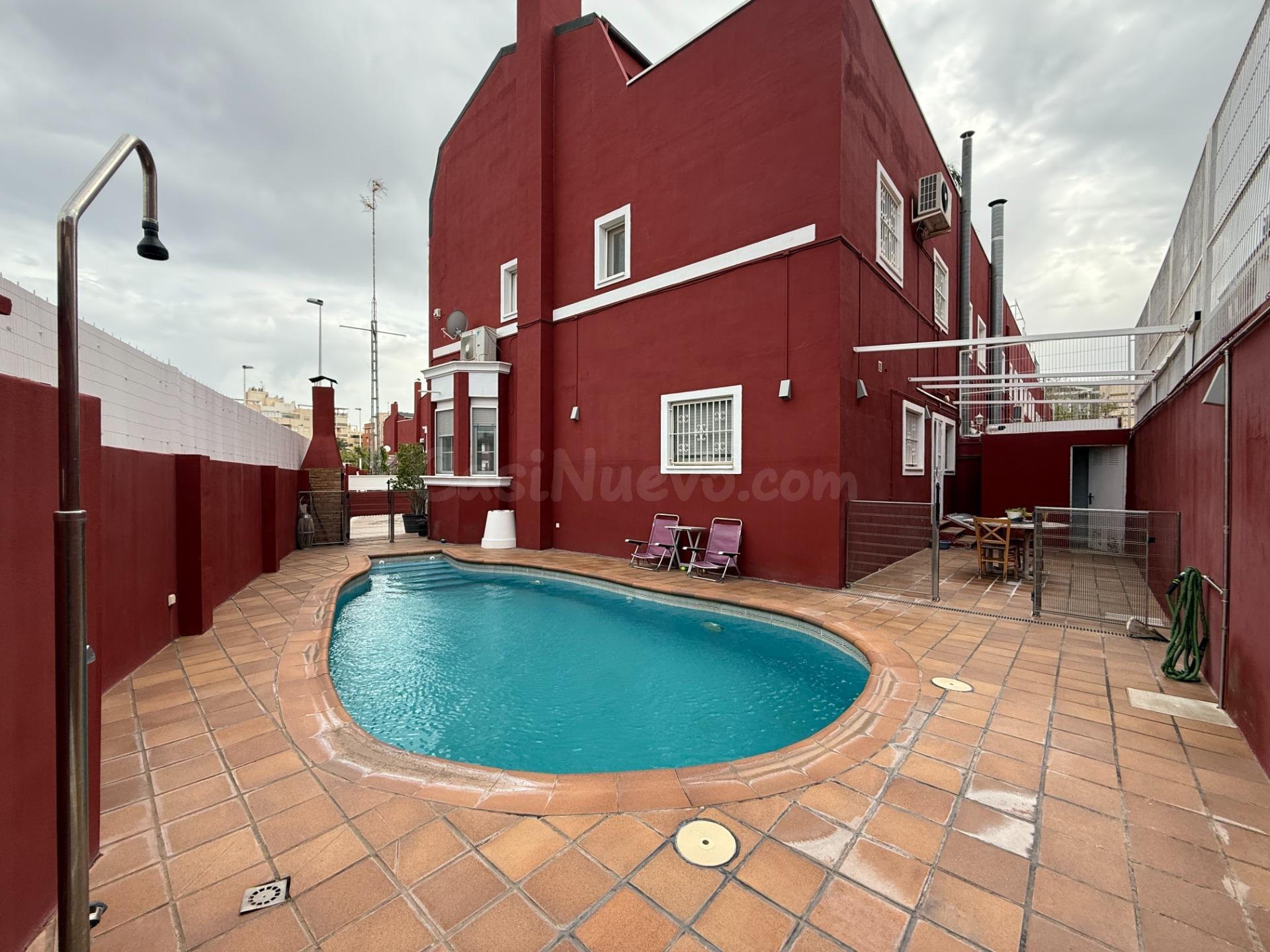 EXTRAORDINARIO BUNGALOW SEMI ADOSADO - foto 5