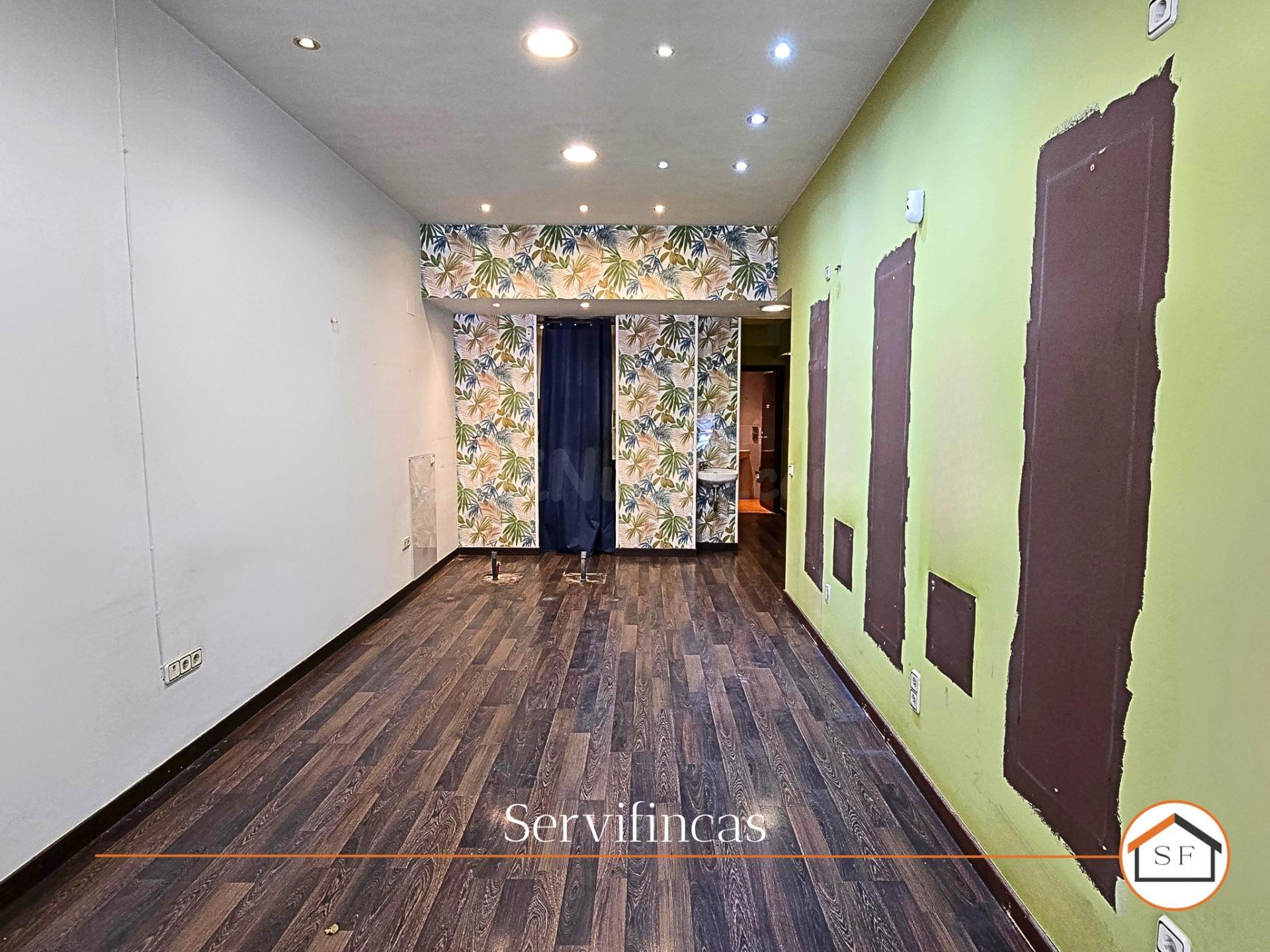 Oportunidad de Inversión en Local Comercial - Adelfas, Madri - foto 2