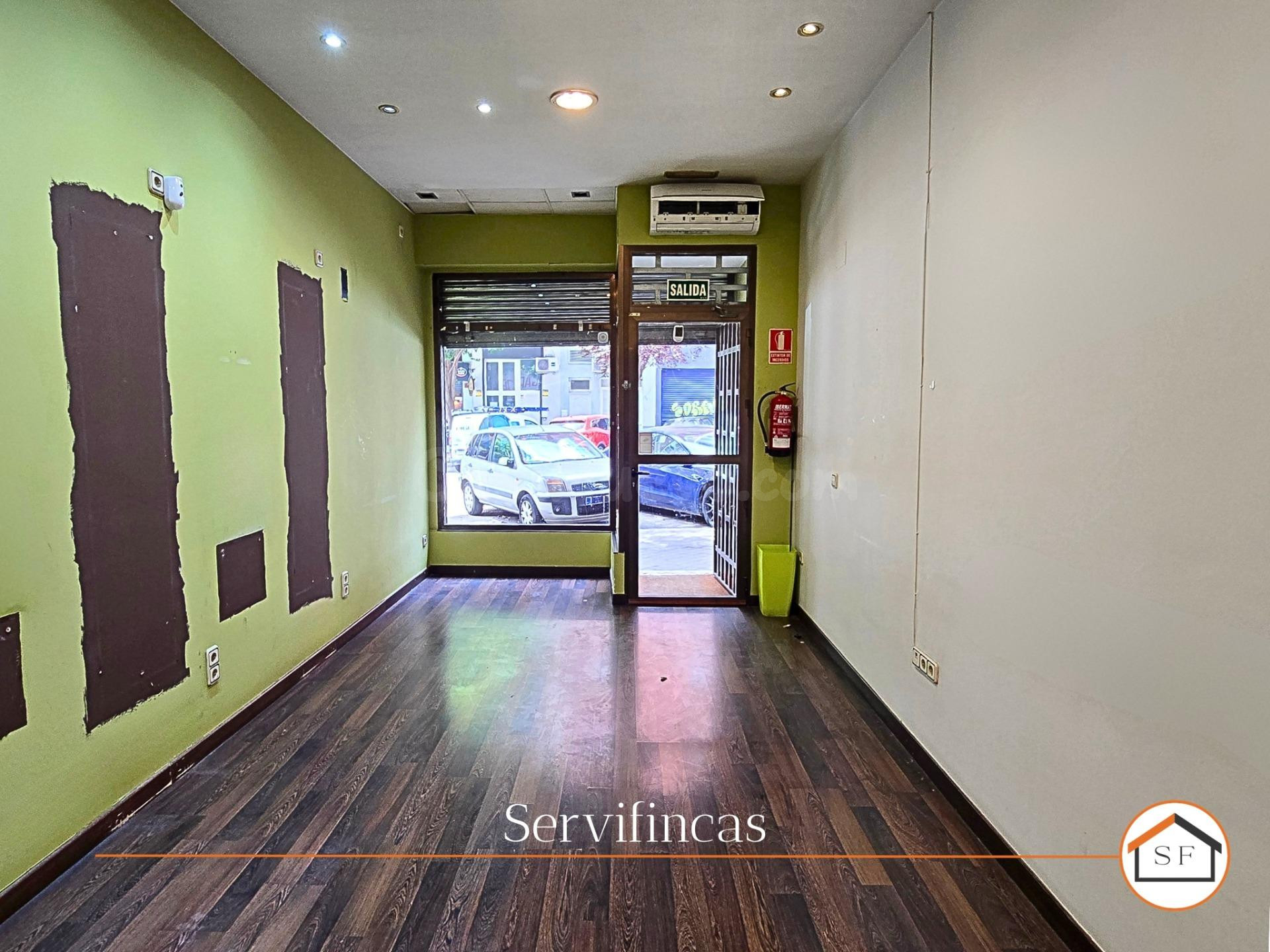 Oportunidad de Inversión en Local Comercial - Adelfas, Madri - foto 3