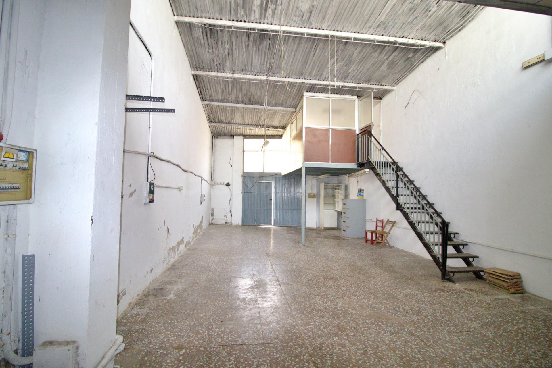 SE VENDE NAVE INDUSTRIAL - foto 3