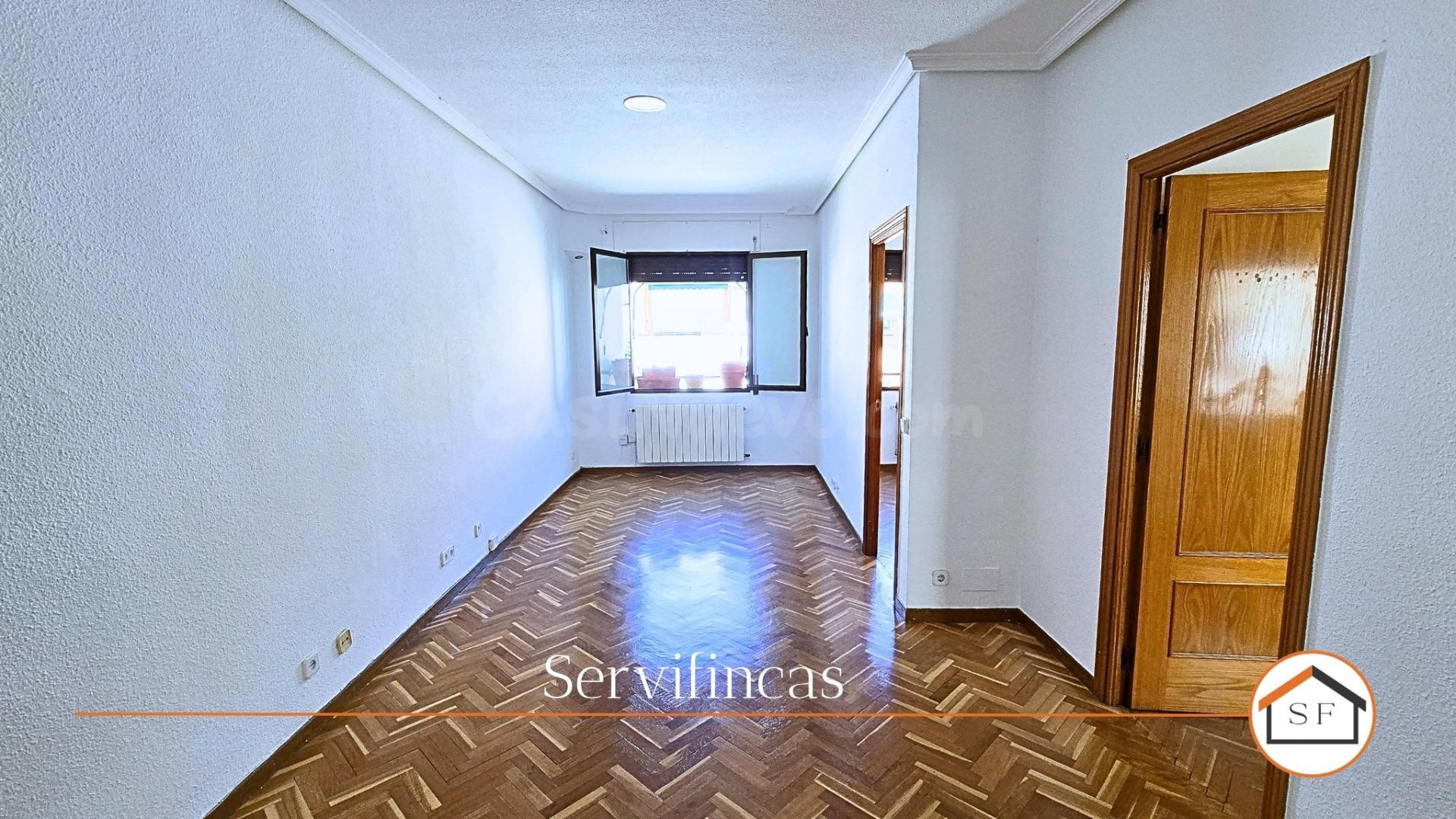 Alquiler de piso de 3 habitaciones en Pacífico - foto 4